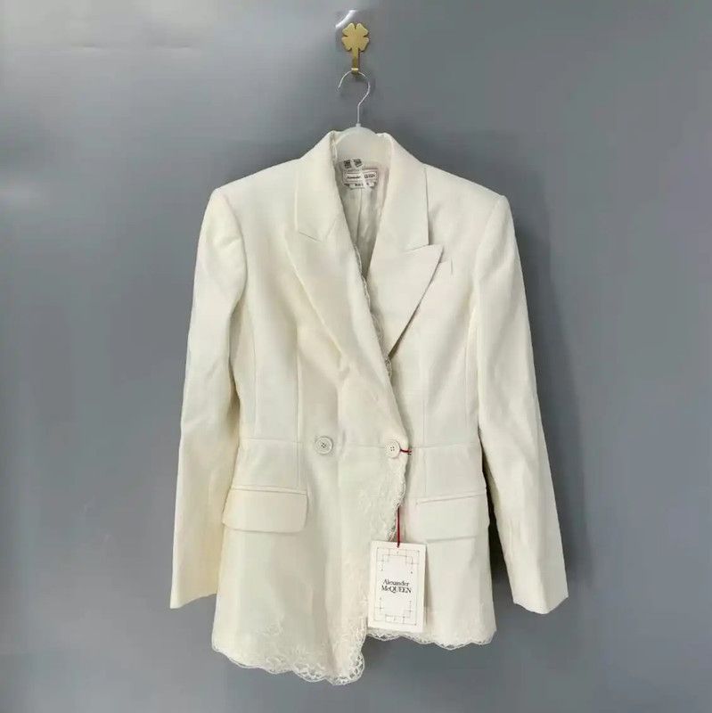 Alexander McQueen Alexander McQueen Beige Cotton Women's Trench Coat 0089 Size L / US 10 / IT 46 - 1 Thumbnail