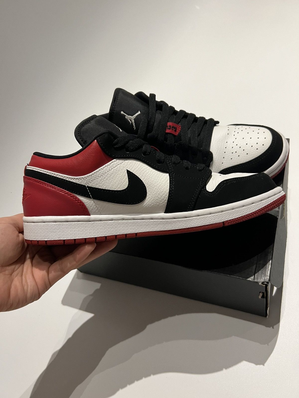 Nike Air Jordan 1 Low “Gym Red” Black Toe Low Sneakers Size US 8 / EU 41 - 8 Thumbnail