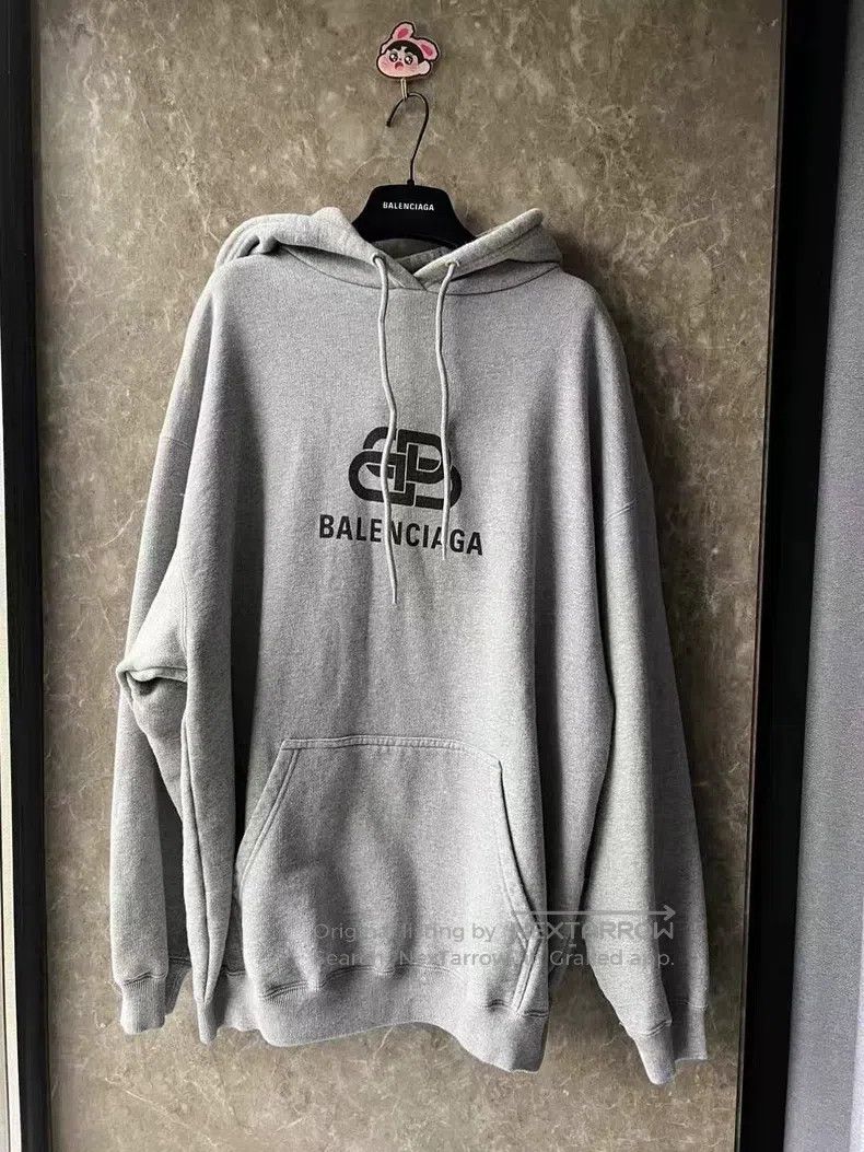 Balenciaga Balenciaga Buckle Hoodie Size US M / EU 48-50 / 2 - 1 Thumbnail