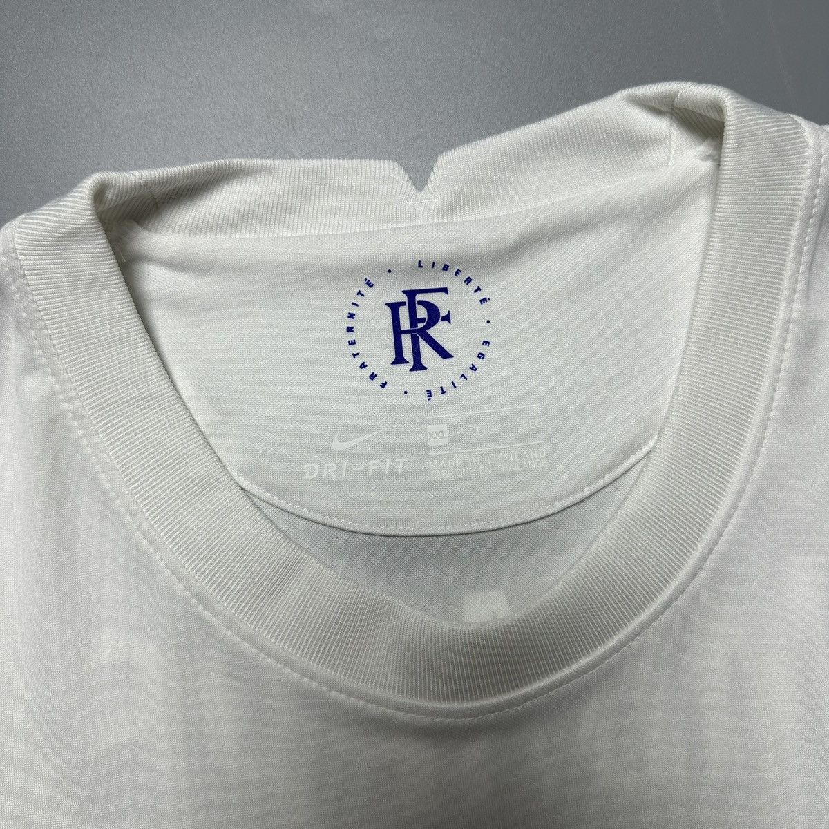 Vintage NWT FRANCE NIKE 2020 EURO FOOTBALL AWAY JERSEY #10 MBAPPE Size US XXL / EU 58 / 5 - 5 Thumbnail