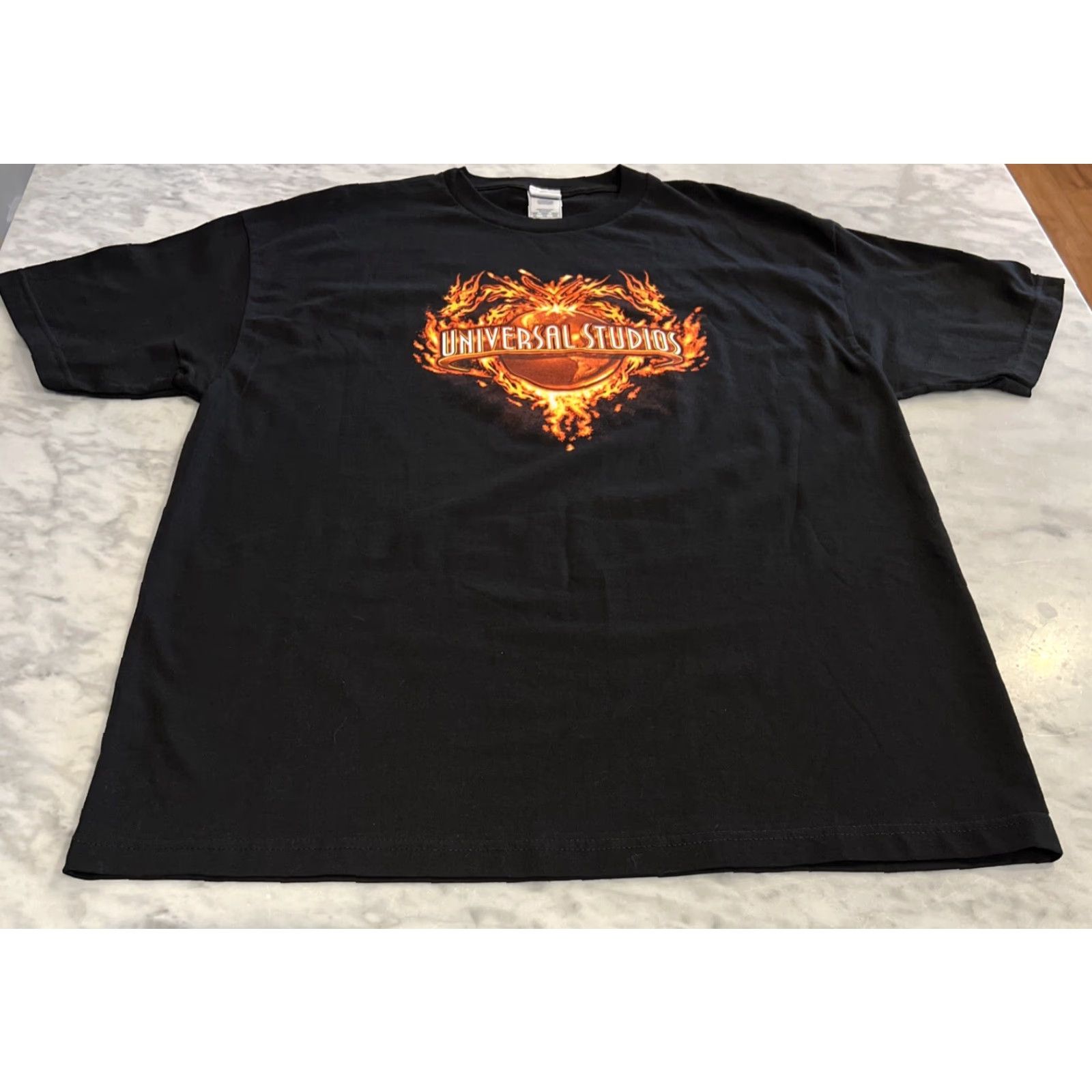 Vintage VINTAGE Universal Studios Men’s XL Black T Shirt Flaming World Shirt Adults XL Black Flaming World Universal Studios Hollywood Mens T-Shirt Size US XL / EU 56 / 4 - 3 Thumbnail