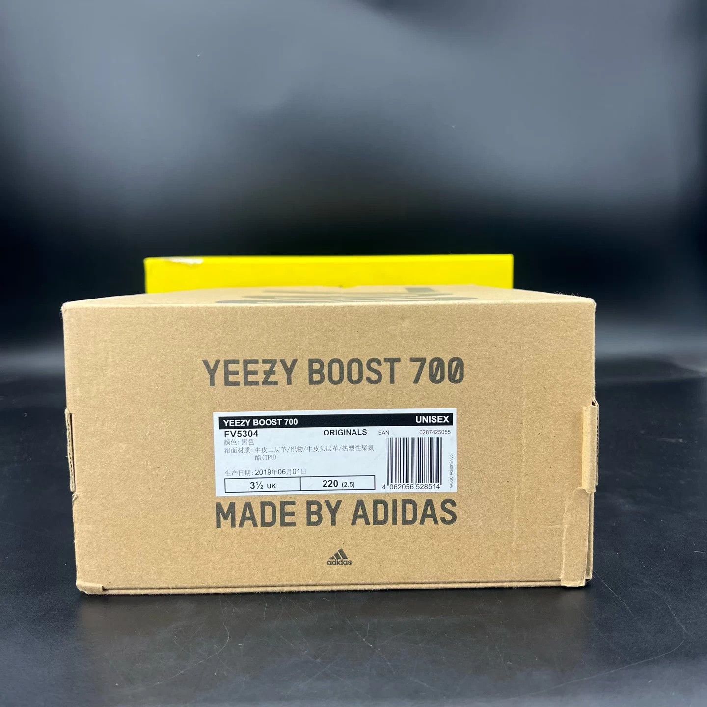 Yeezy Yeezy 700 "Black" 2022 - Size 36 - 99% New Size US 5 / IT 35 - 9 Thumbnail