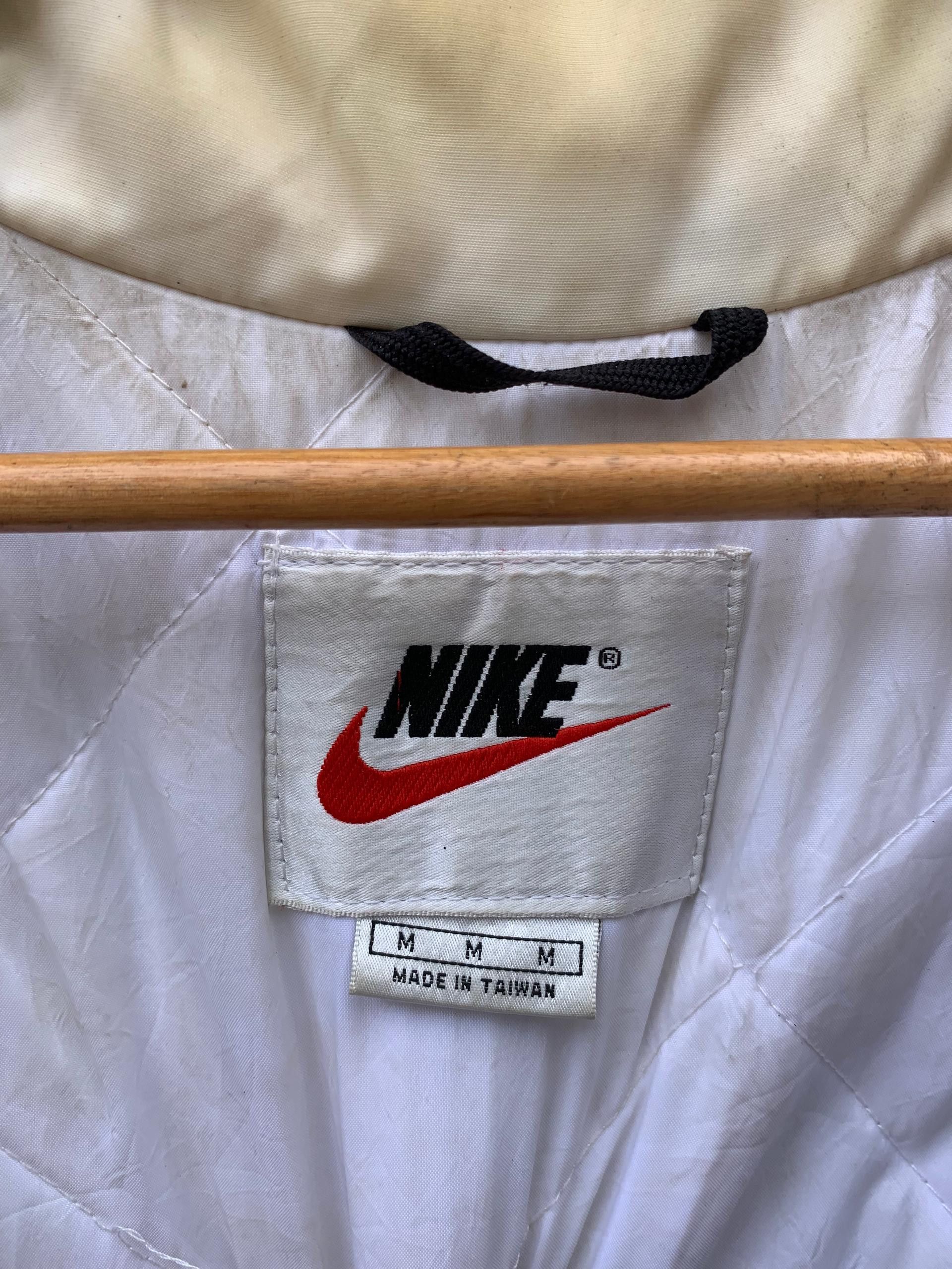 Nike Vintage Nike Winter Parka Black Jacket Size US M / EU 48-50 / 2 - 7 Thumbnail