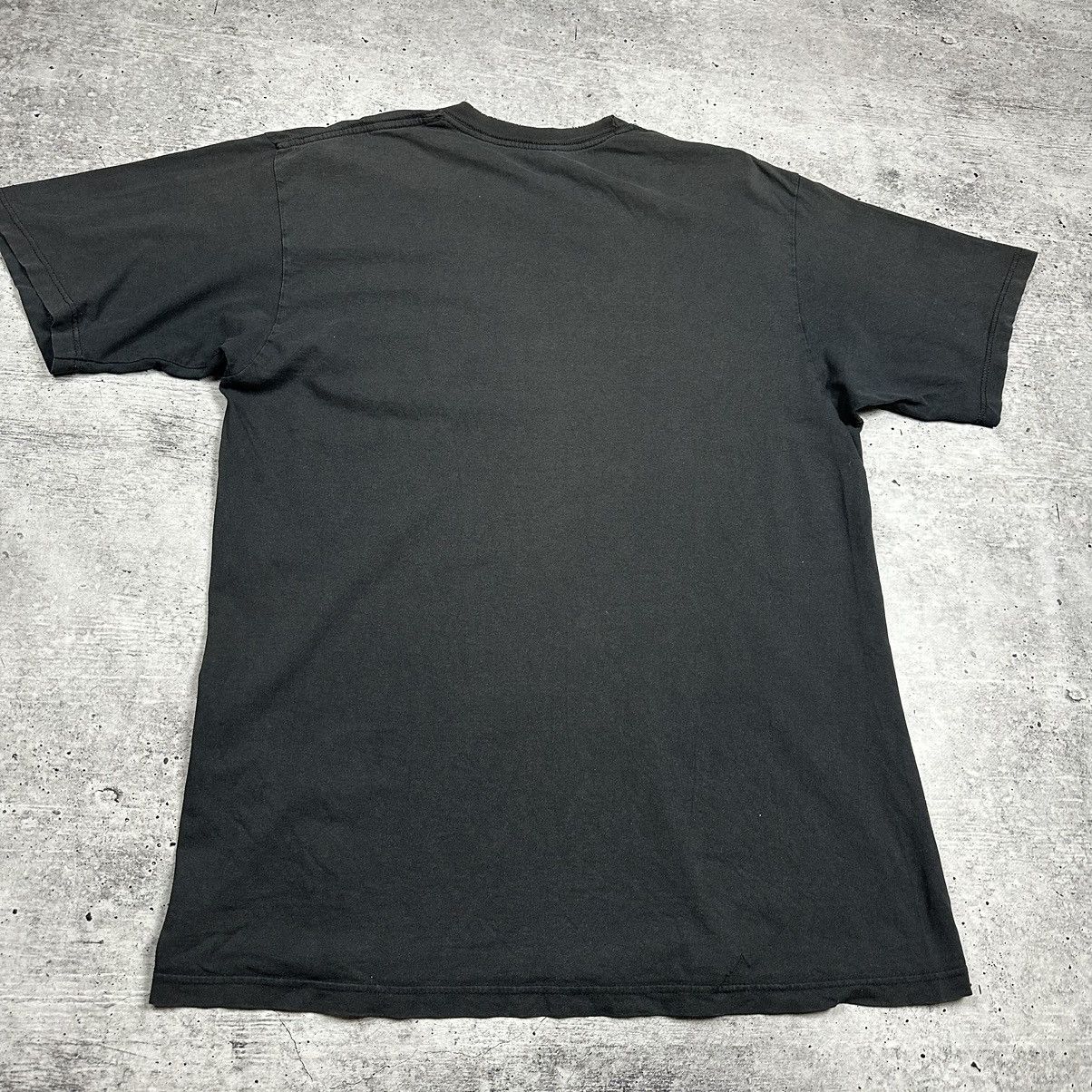 Vintage Vintage 90s Antisfiga T-shirt Black Men’s Size L Size US L / EU 52-54 / 3 - 16 Thumbnail