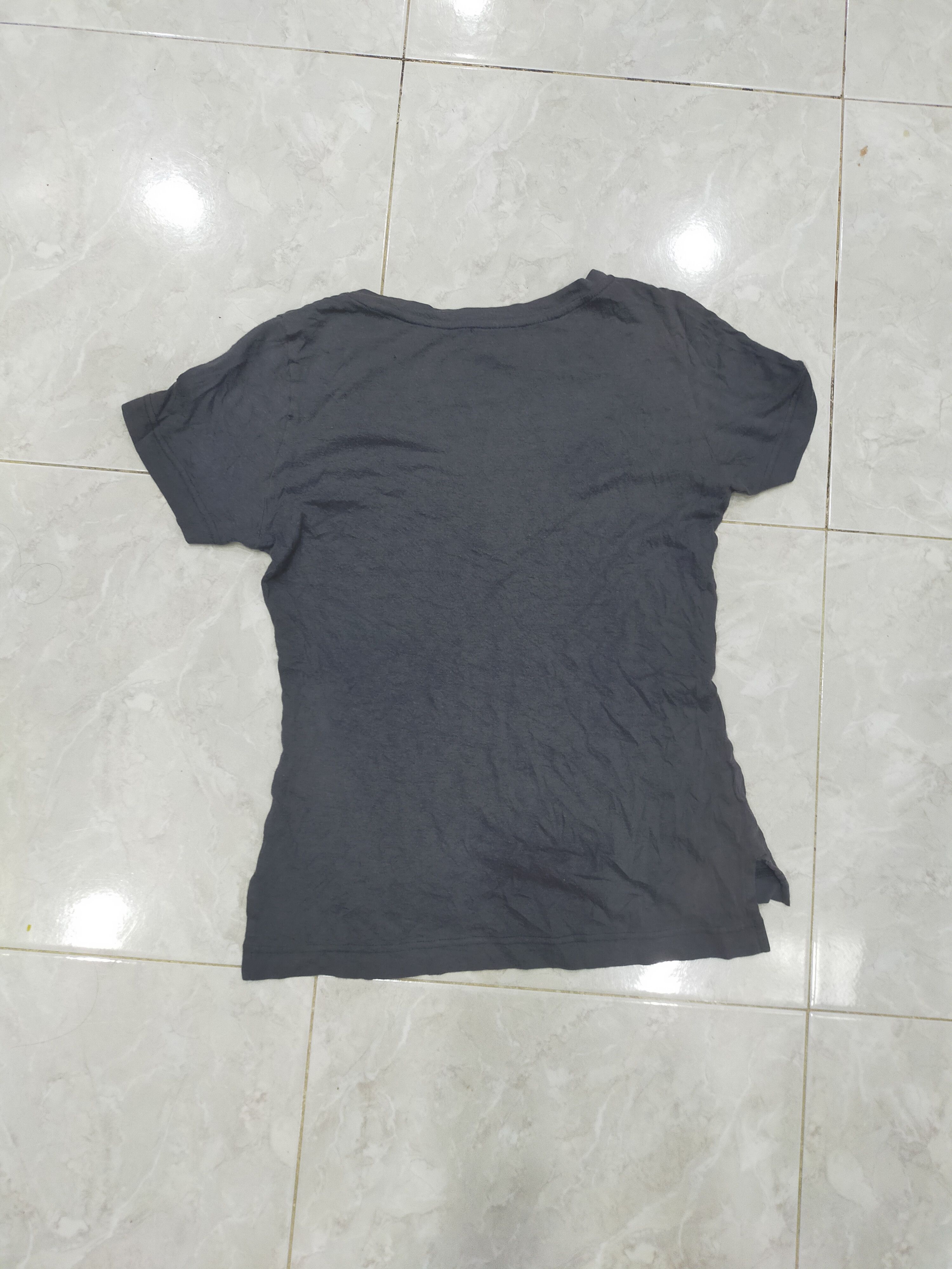 Designer × Vintage × Vivienne Westwood Vintage Vivienne Westwood Distressed Tee Size S / US 4 / IT 40 - 3 Thumbnail
