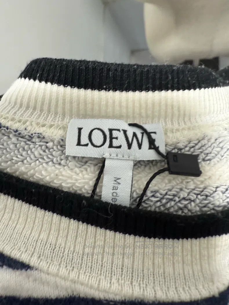 Loewe Loewe Embroidered Logo Patch Sweatshirt Size US XL / EU 56 / 4 - 4 Thumbnail