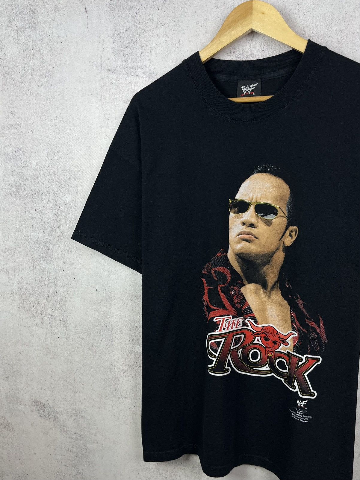 WWE Vintage 2001 The Rock Dwayne Johnson WWE WWF Wrestling Shirt Size US XL / EU 56 / 4 - 2 Thumbnail