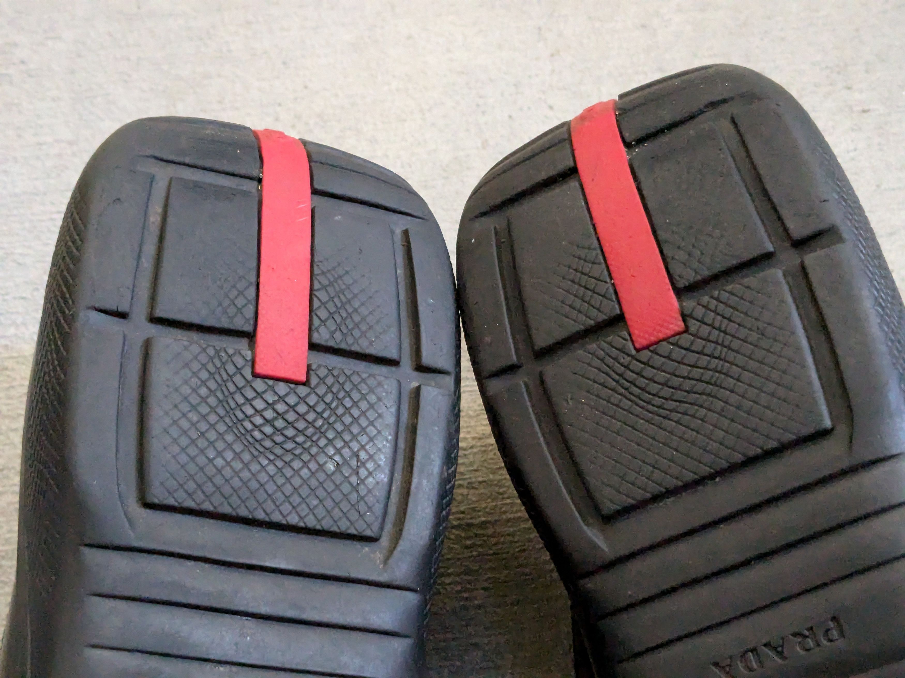 Prada Prada America's Cup Black Patent Leather Red 11.5 Low Tops Size US 11.5 / EU 44-45 - 17 Thumbnail