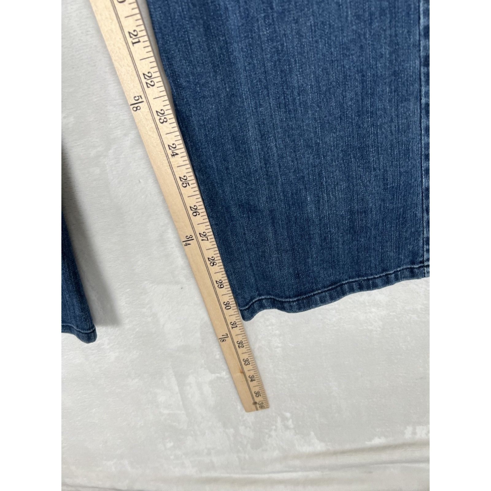 Mossimo Vintage Mossimo Supply Co Women's Denim Jeans Mid Rise Flare Size 34" / US 12 / IT 48 - 3 Thumbnail