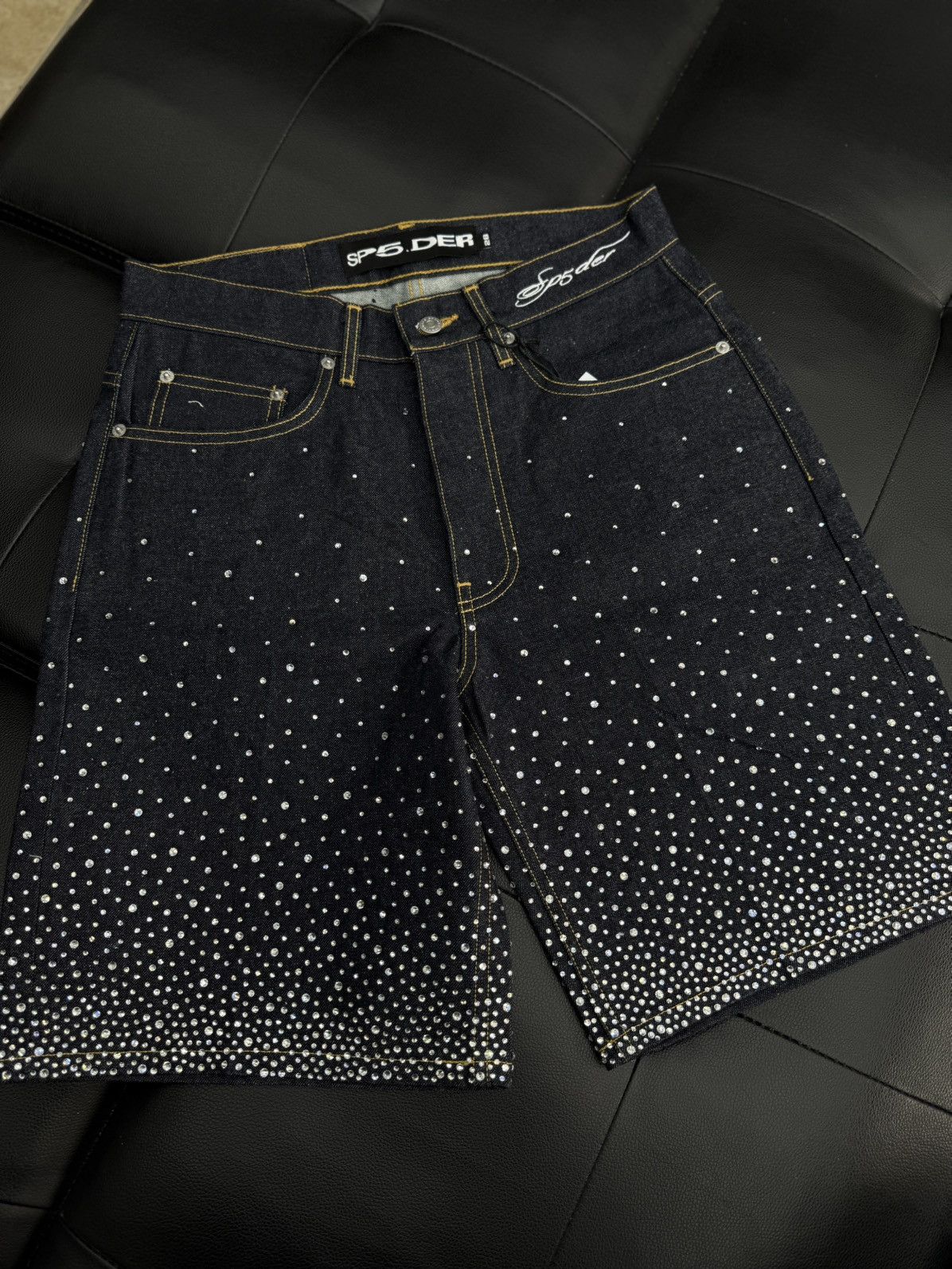 Sp5der Sp5der Rhinestone Crystal Jean Shorts Size (28) NEW Size US 28 / EU 44 - 1 Thumbnail