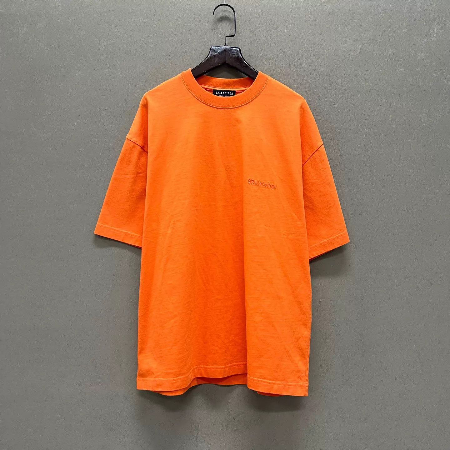 Balenciaga Balenciaga Orange Embroidered Logo Short Sleeve Tee XXS NWT Size US XXS / EU 40 - 1 Thumbnail