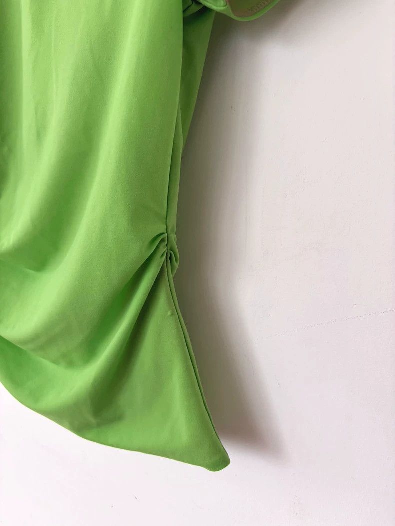 Helmut Lang HELMUT LANG The woman wore an asymmetrical short-sleeved T Size XS / US 0-2 / IT 36-38 - 4 Thumbnail