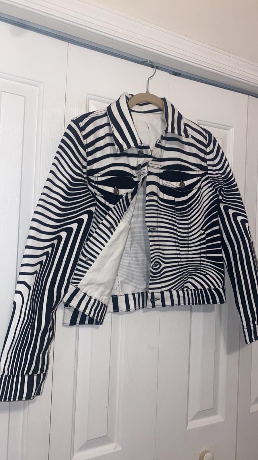 Jean Paul Gaultier BODY MORPHING PRINTED DENIM JACKET BLACK AND WHITE Size S / US 4 / IT 40 - 2 Thumbnail