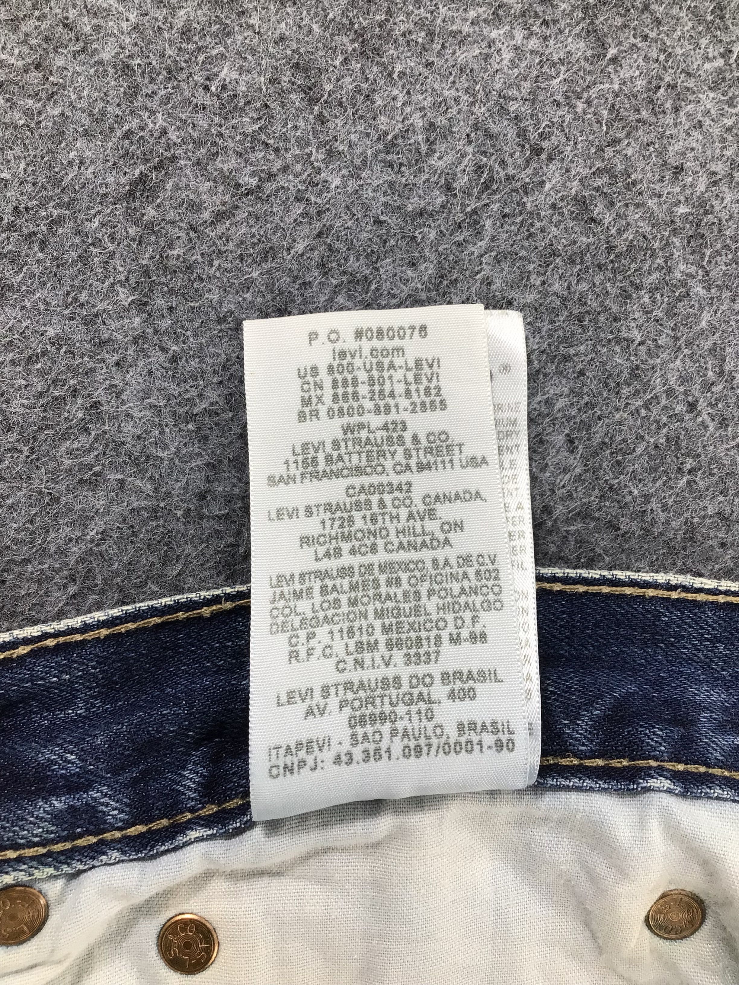 Levi's Vintage Levi's 514 Jeans Faded Blue Denim KJ241 Size US 34 / EU 50 - 12 Thumbnail