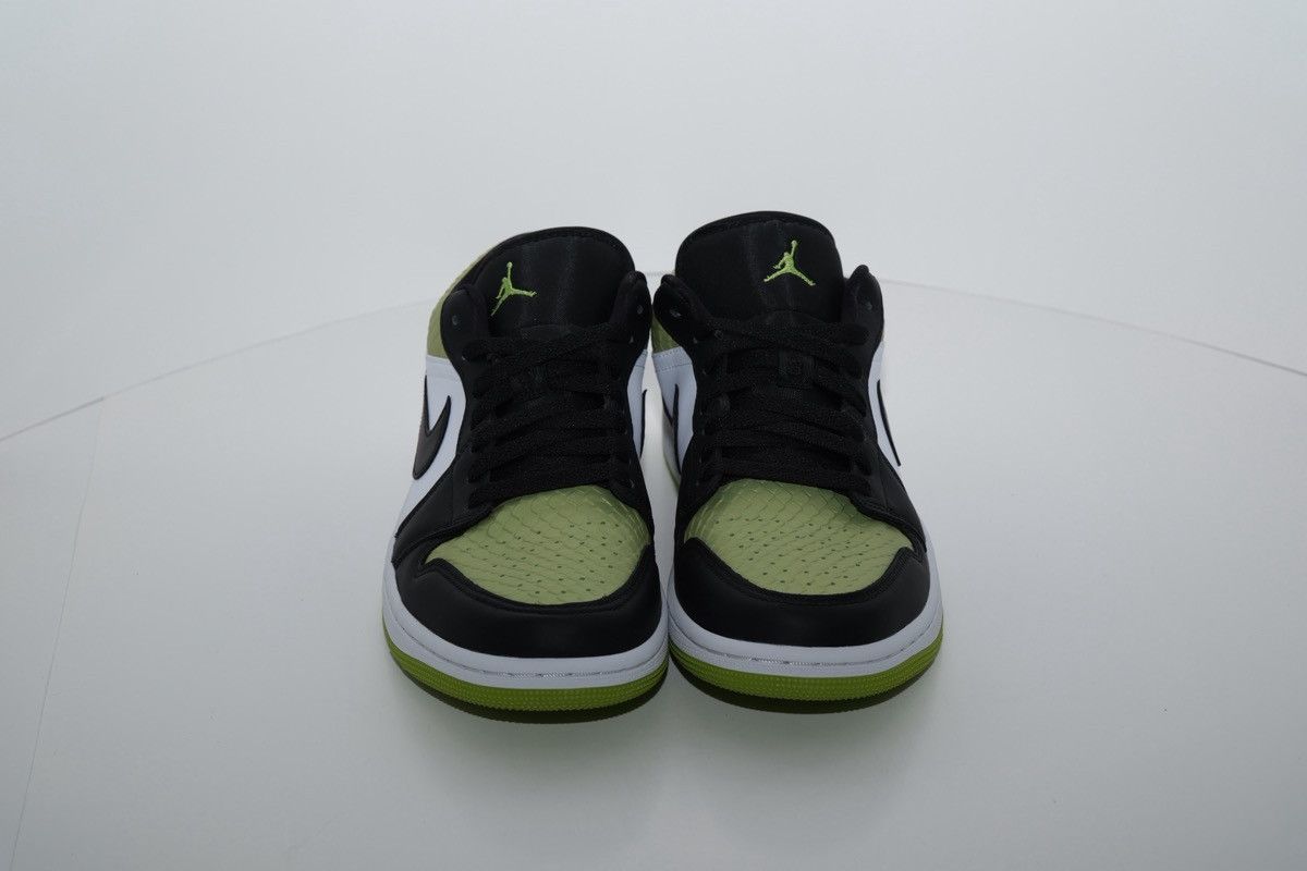 Jordan Brand Nike Air Jordan 1 Low Snakeskin Vivid Green DX4446-301 10.5W Size US 10.5 / IT 40.5 - 2 Thumbnail
