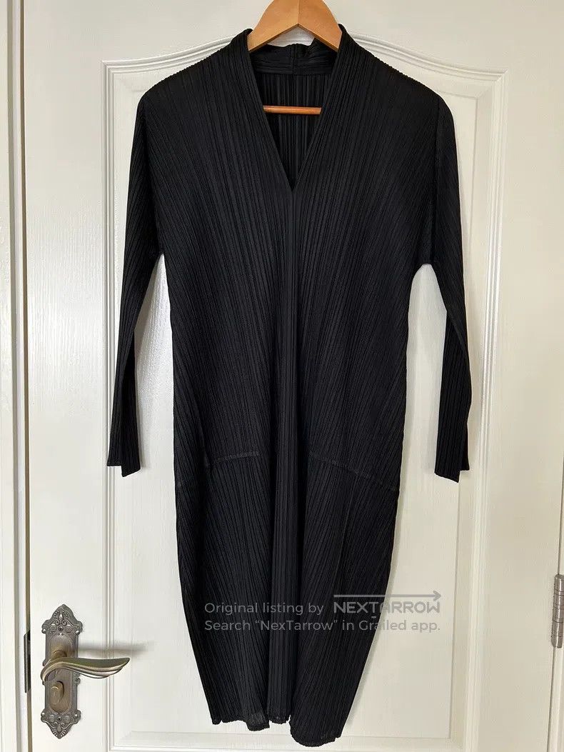 Issey Miyake Issey Miyake Black Dress Size L / US 10 / IT 46 - 1 Thumbnail