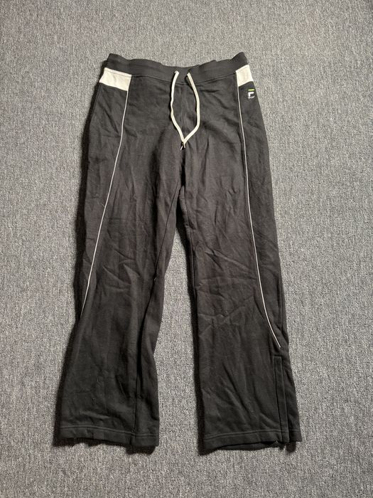 Vintage Fila Sweatpants Jet Black Fleece White Logo Baggy Fit Y2K