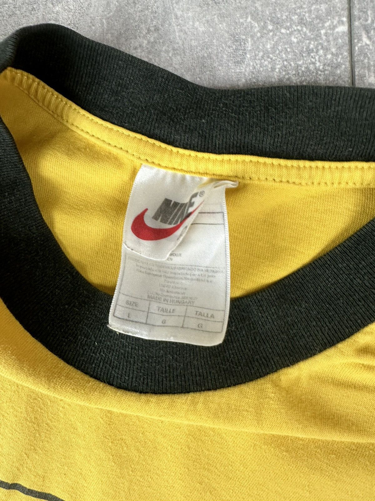 Nike Nike Borrusia Dortmund 90S Cotton Soccer Football T-Shirt Size US L / EU 52-54 / 3 - 12 Thumbnail