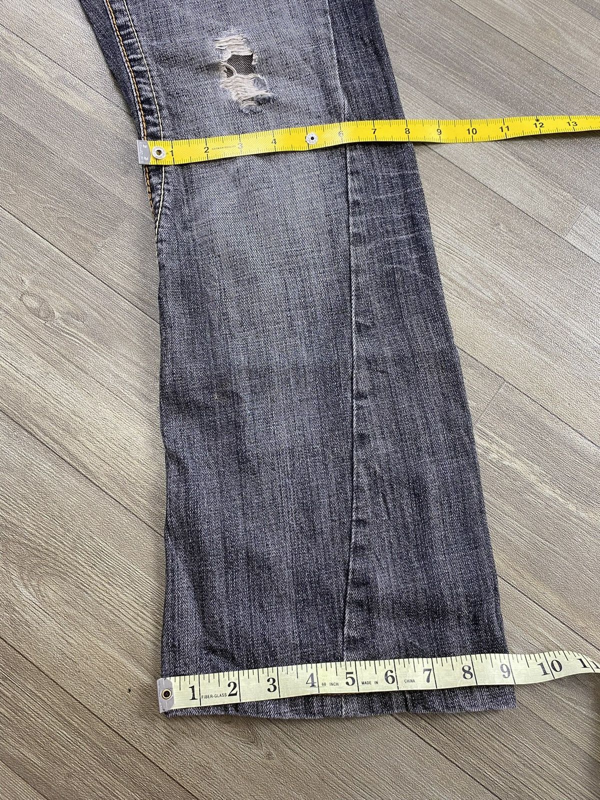 If Six Was Nine × Le Grande Bleu (L.G.B.) × Tornado Mart 2000s Semantic Design Distressed Punk Lgb Y2k Flared Jeans Size US 29 - 22 Thumbnail