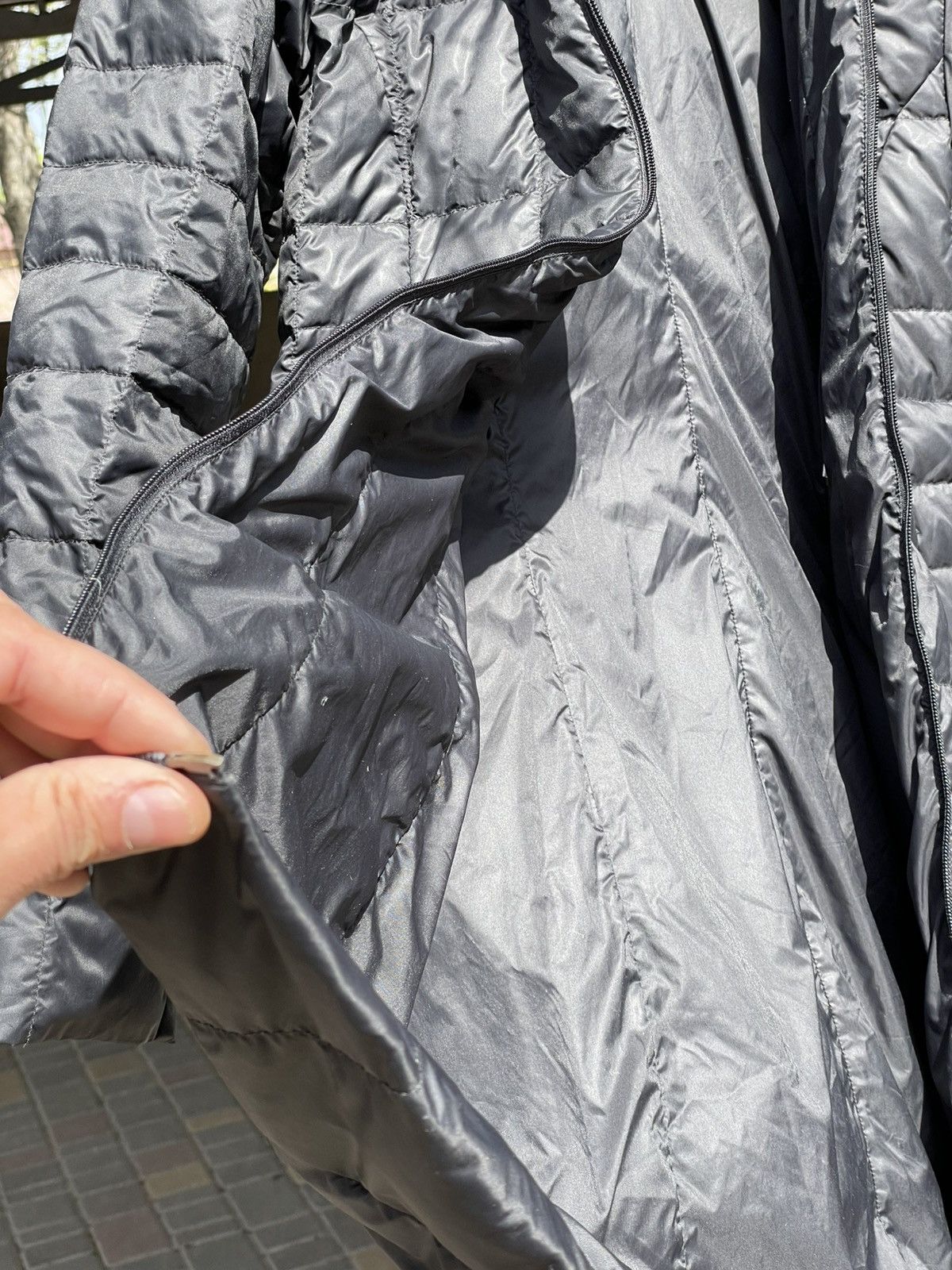 Moncler Vintage MONCLER Women’s Long Quilted Down Jacket Black Size M / US 6-8 / IT 42-44 - 11 Thumbnail