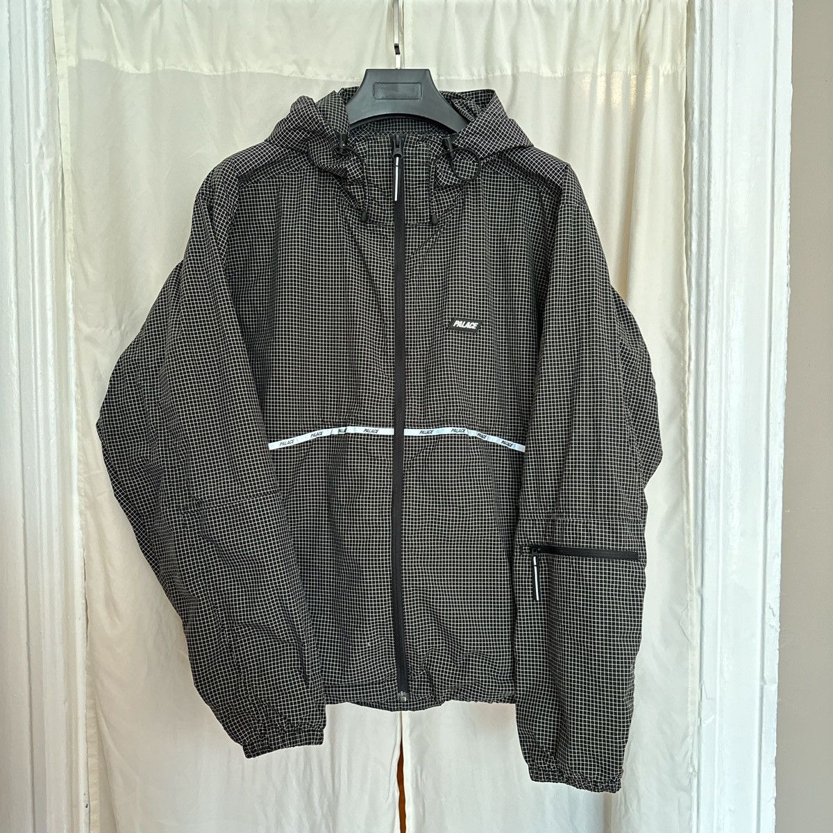Palace Palace Typo-Wave Jacket in Black | Grailed