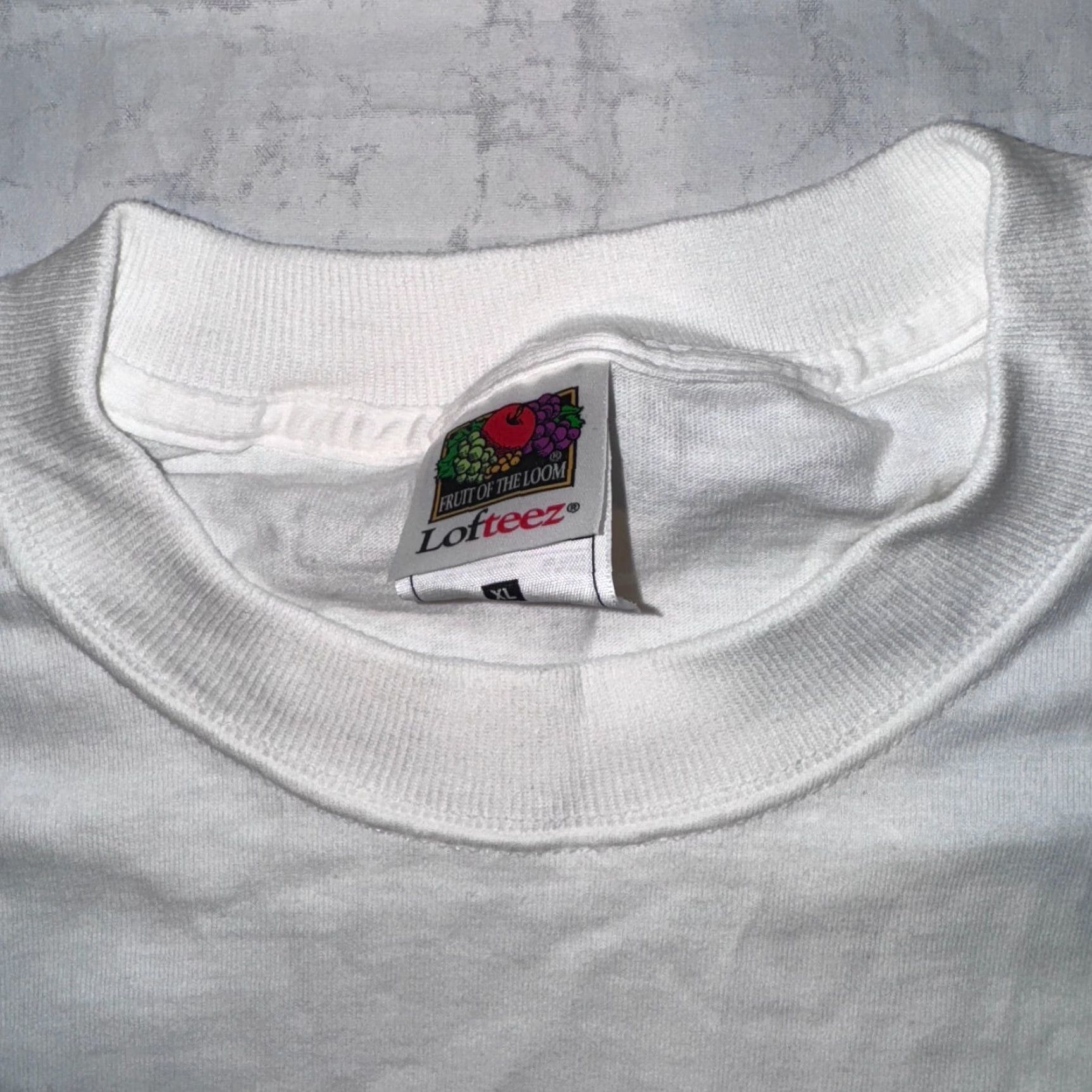 John Deere VINTAGE John Deere T-Shirt Logo shirt, White, XL, Men, Short Sleeve, Crew Neck, Regular, Cotton, 2000s, All Seasons, Machine Washable Size US XL / EU 56 / 4 - 2 Thumbnail