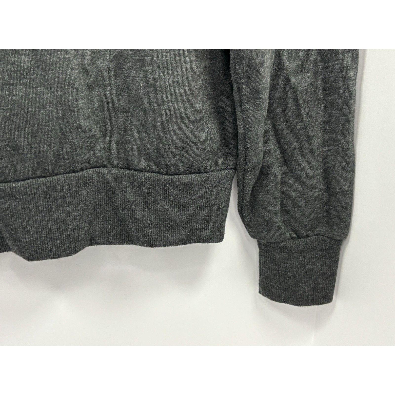 The Unbranded Brand Disney Stitch Sequin Sweatshirt Women’s Small Jerry Leigh Size L / US 10 / IT 46 - 19 Thumbnail