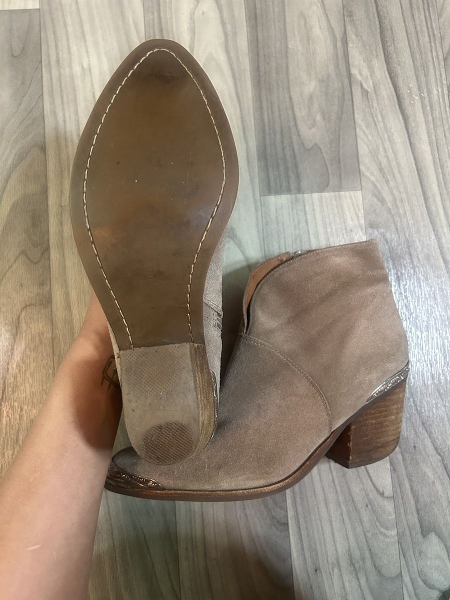 Jeffrey Campbell Jeffrey Campbell Suede Taupe Western Cahuenga Boots Women’s Size US 9 / IT 39 - 7 Thumbnail