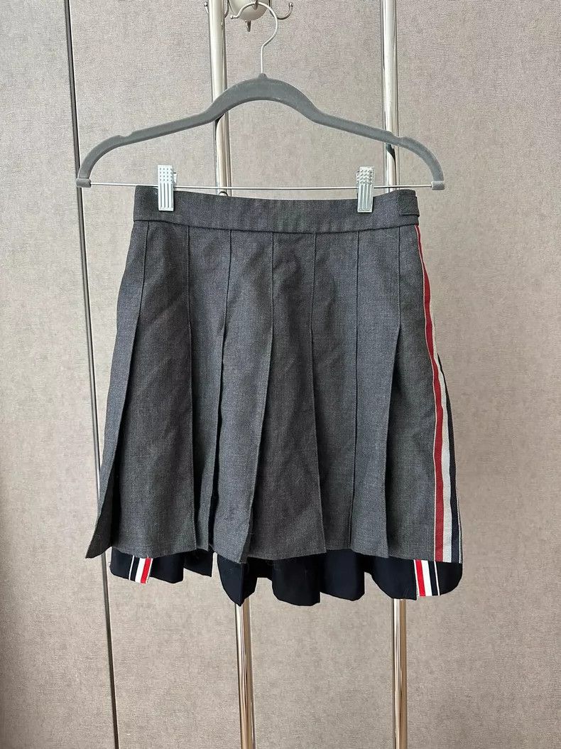 Thom Browne Thom Browne skirt Size 25" / US 0 / IT 36 - 1 Thumbnail