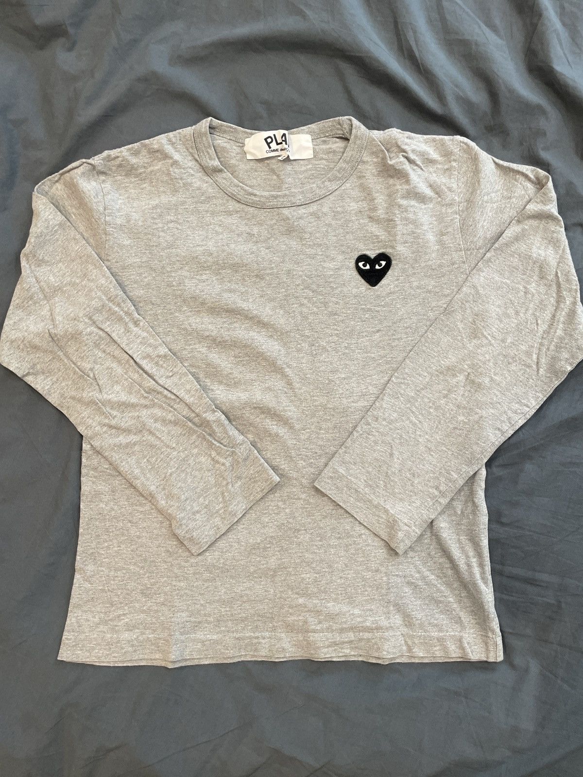 Comme des Garcons PLAY CDG Black Patch Long Sleeve Size US S / EU 44-46 / 1 - 1 Thumbnail