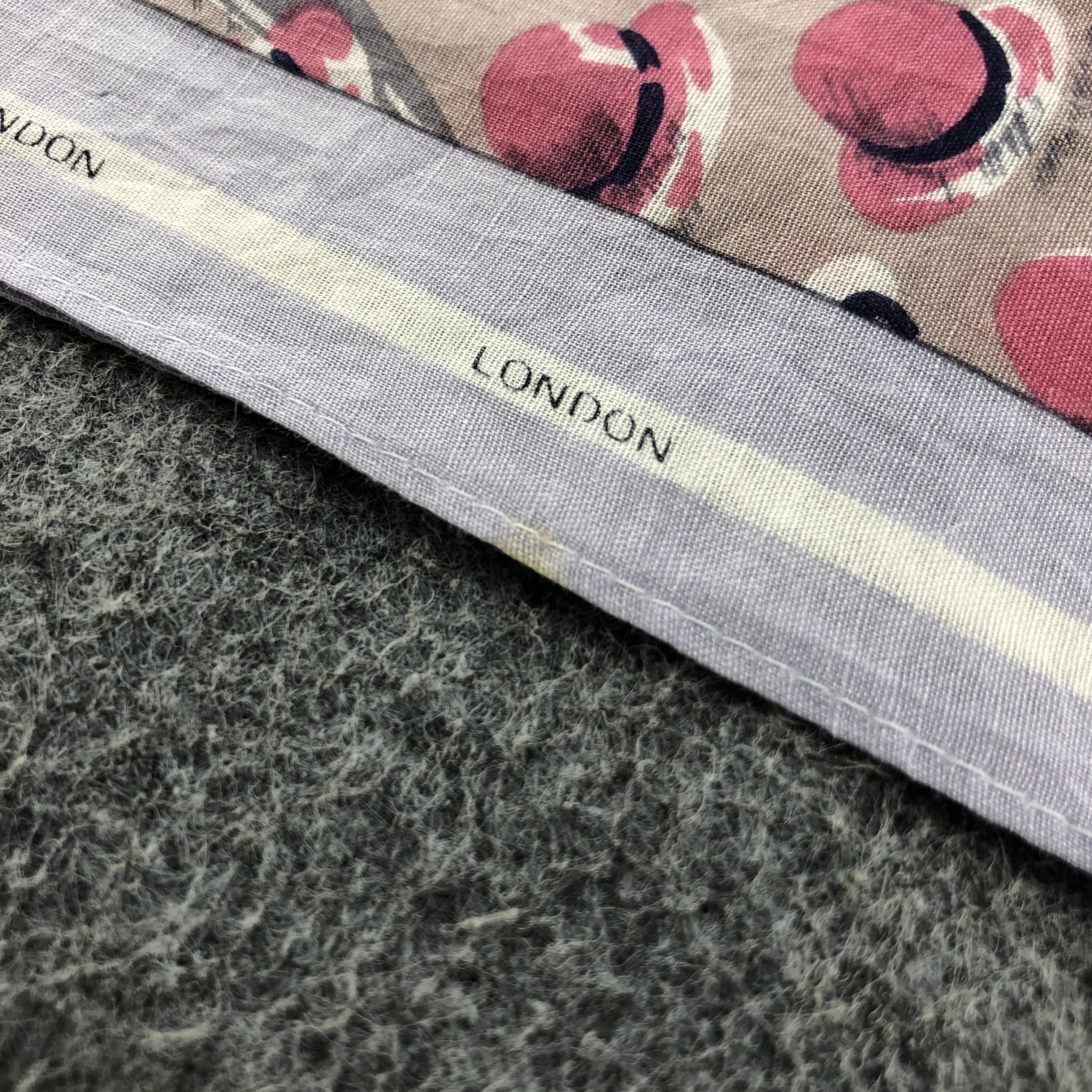 Hardy Amies × Vintage Hardy Amies Handkerchief Neckerchief Bandana H1394 Size ONE SIZE - 7 Thumbnail
