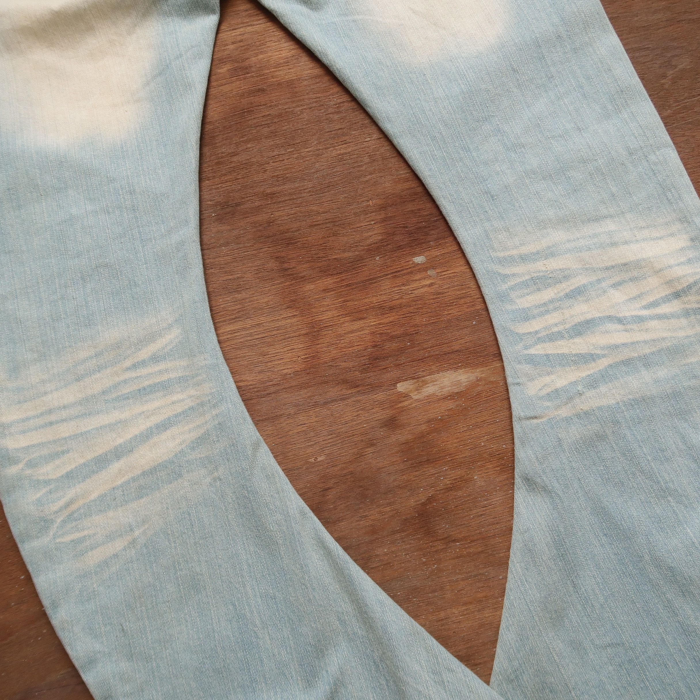 Le Grande Bleu (L.G.B.) 🔥Sick Y2K LGB Vintage Gotcha Banana Curved Denim Vkei Size US 32 / EU 48 - 23 Thumbnail