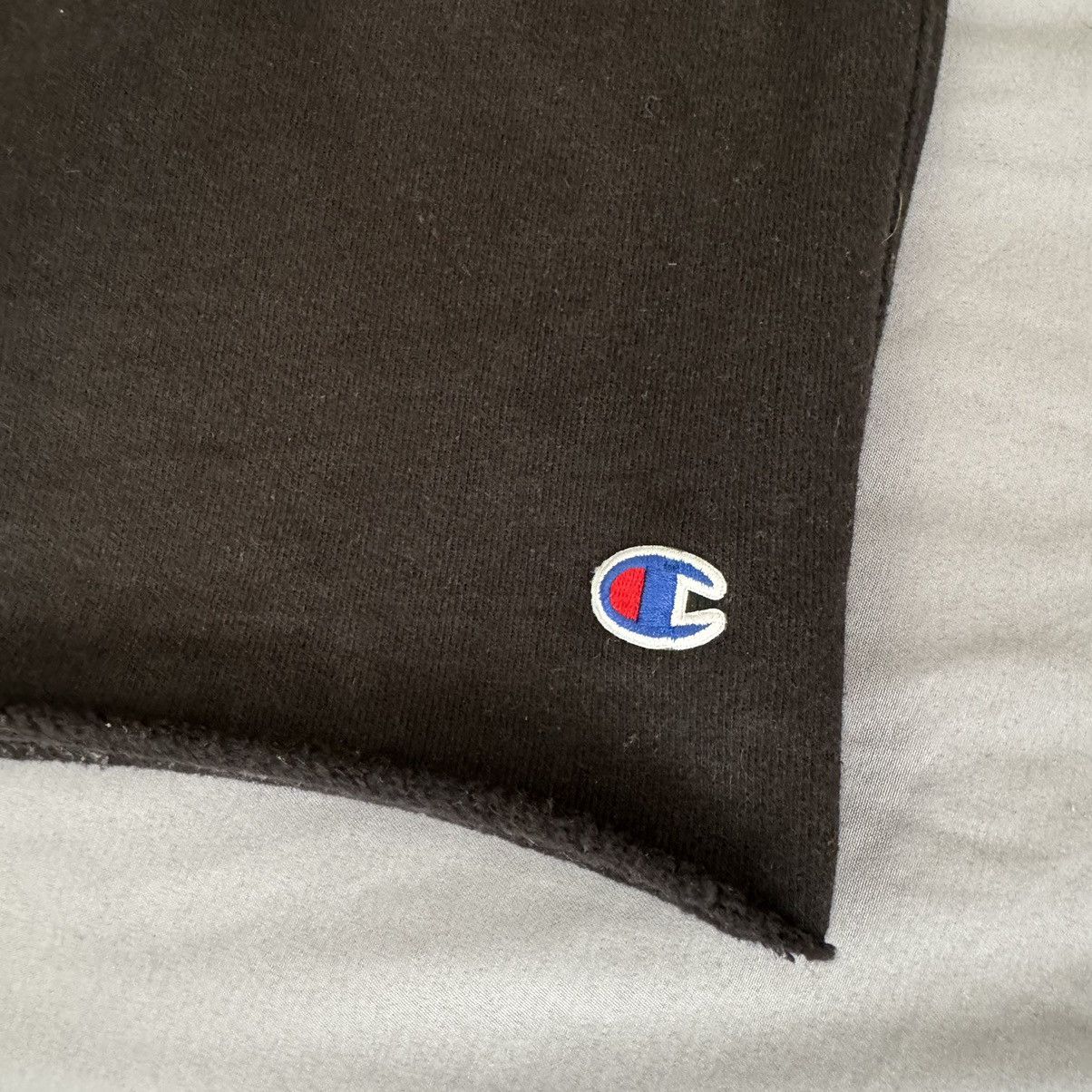 Champion Champion Reverse weave “cutoff” shorts Size US 30 / EU 46 - 2 Thumbnail