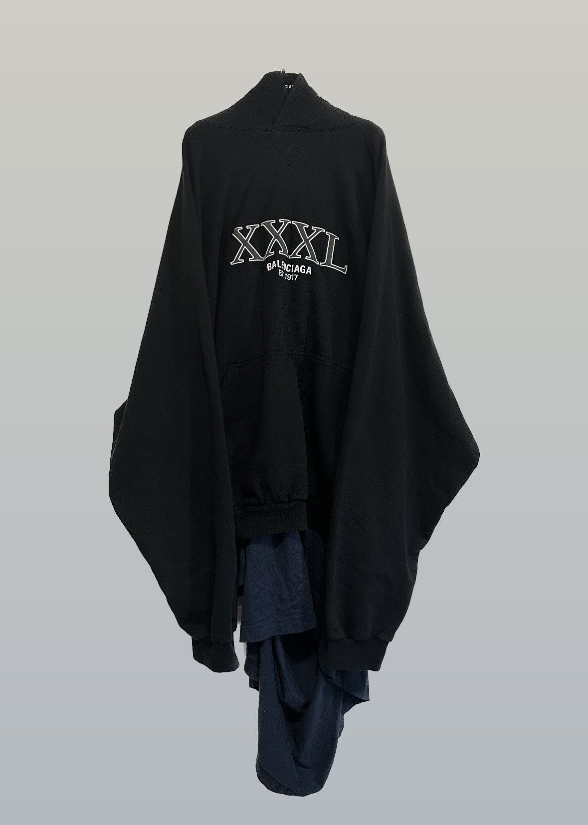 Balenciaga Balenciaga XXXL hybrid hoodie Size US XXL / EU 58 / 5 - 1 Thumbnail