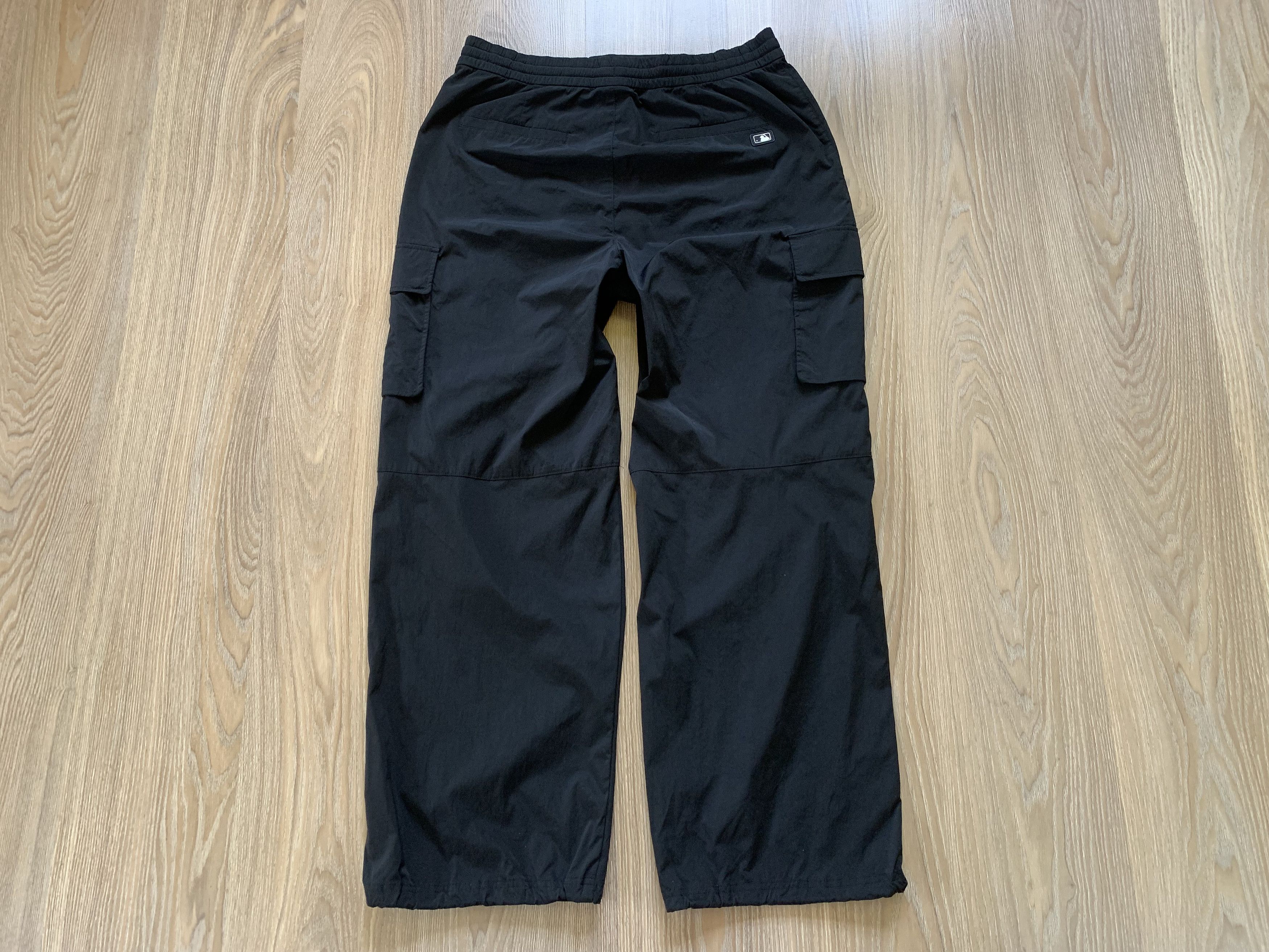 MLB MLB Mens New York Yankees Black Sport Cargo Pants Size US 36 / EU 52 - 3 Thumbnail