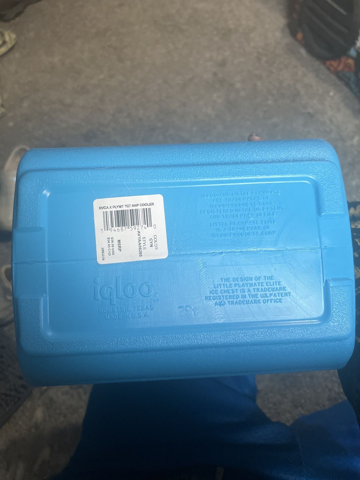Hypebeast × RVCA Igloo RVCA Playmate Mini Cooler Size ONE SIZE - 3 Thumbnail