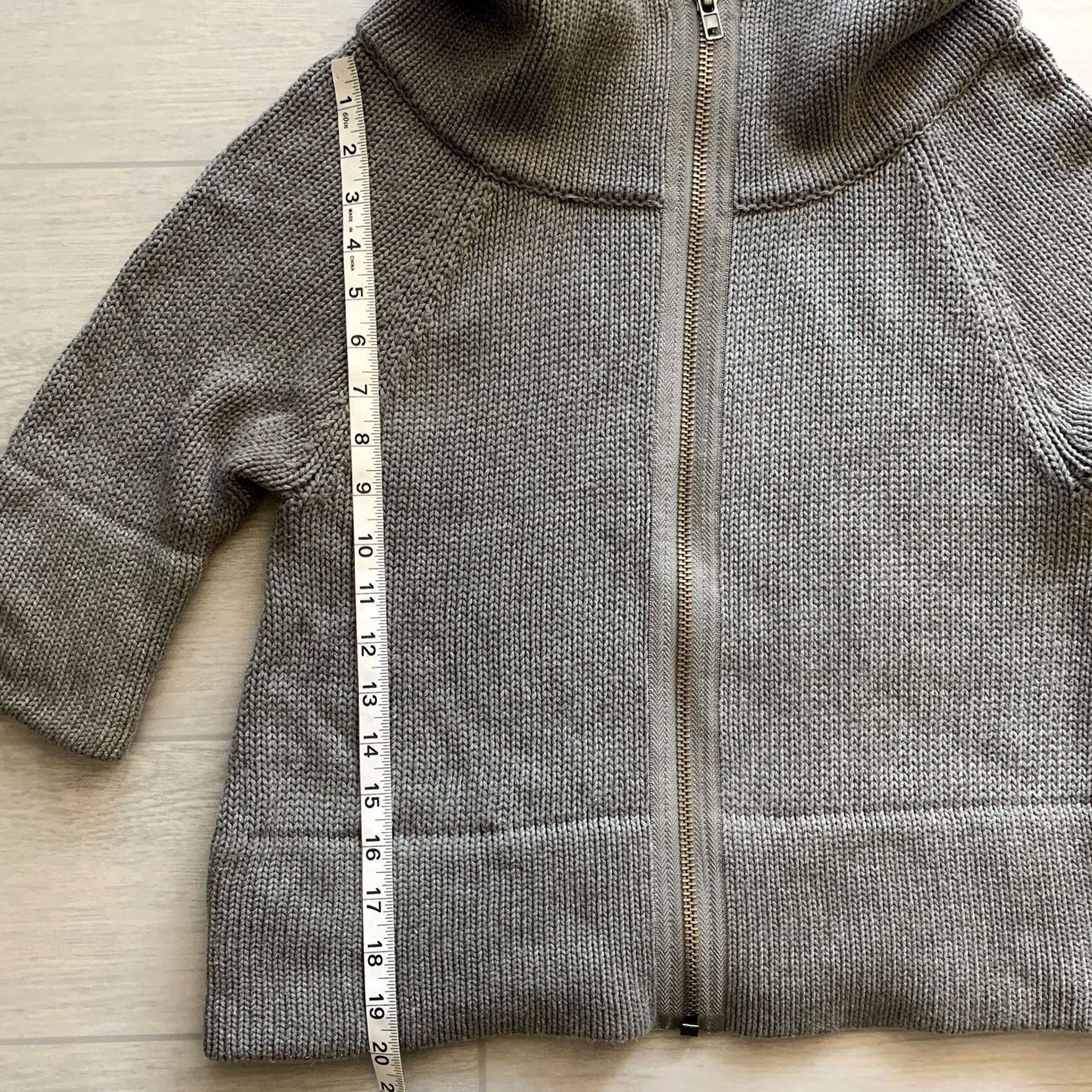 Kenneth Cole Kenneth Cole Reaction Cardigan Sweater Womens S Gray Zip Front Knit 3/4 Sleeve Size S / US 4 / IT 40 - 7 Thumbnail