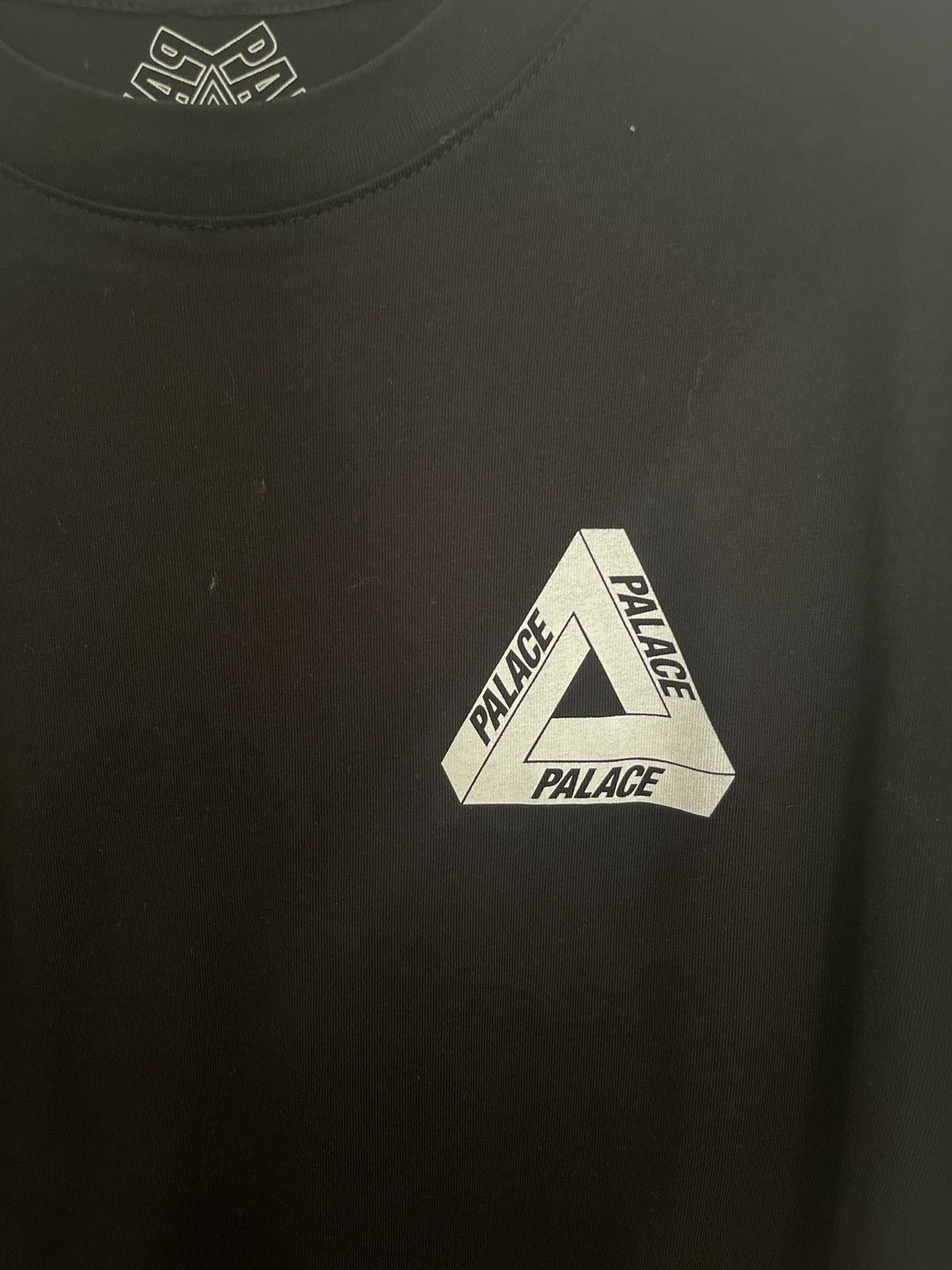 Palace Place tri-ferg logo t shirt Size US M / EU 48-50 / 2 - 2 Thumbnail