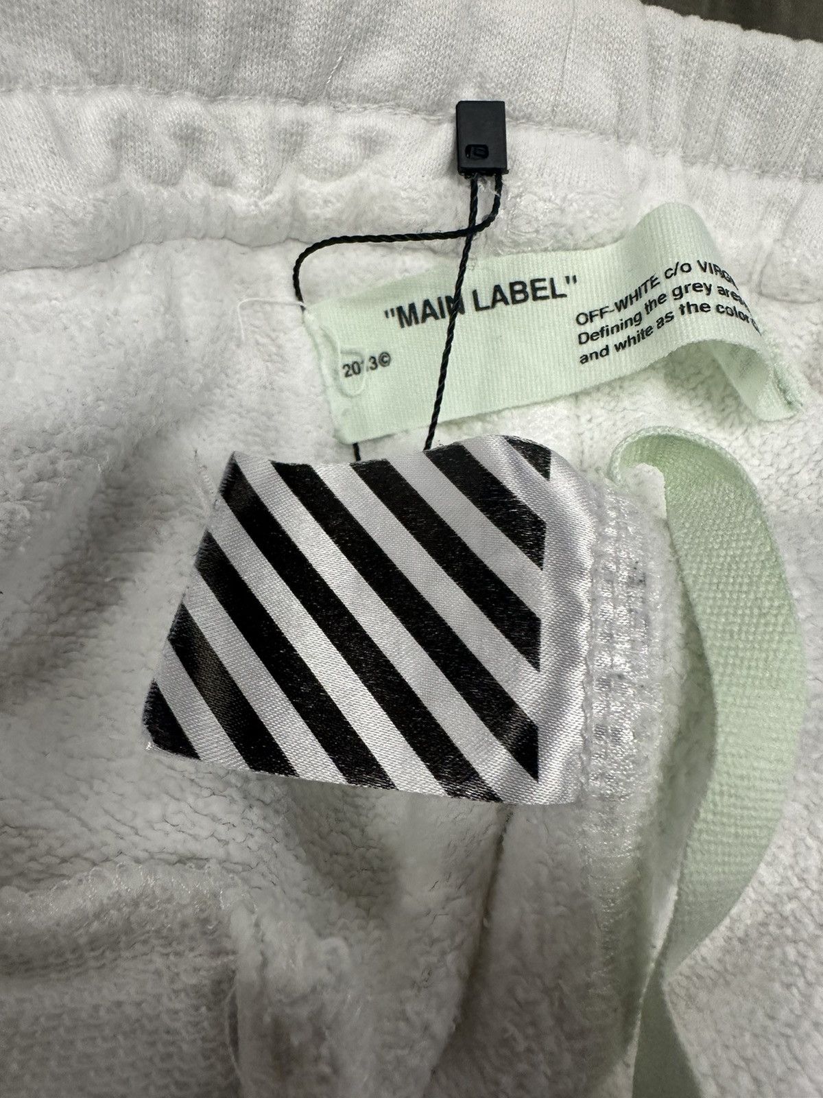 Off-White Off white sweat pants white pre owned medium Size US 34 / EU 50 - 4 Thumbnail