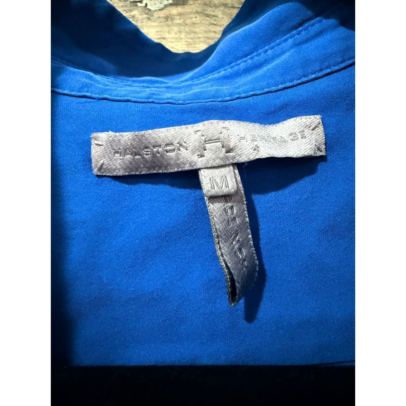 Halston Halston blue silk blouse some snags size Medium Size M / US 6-8 / IT 42-44 - 3 Thumbnail