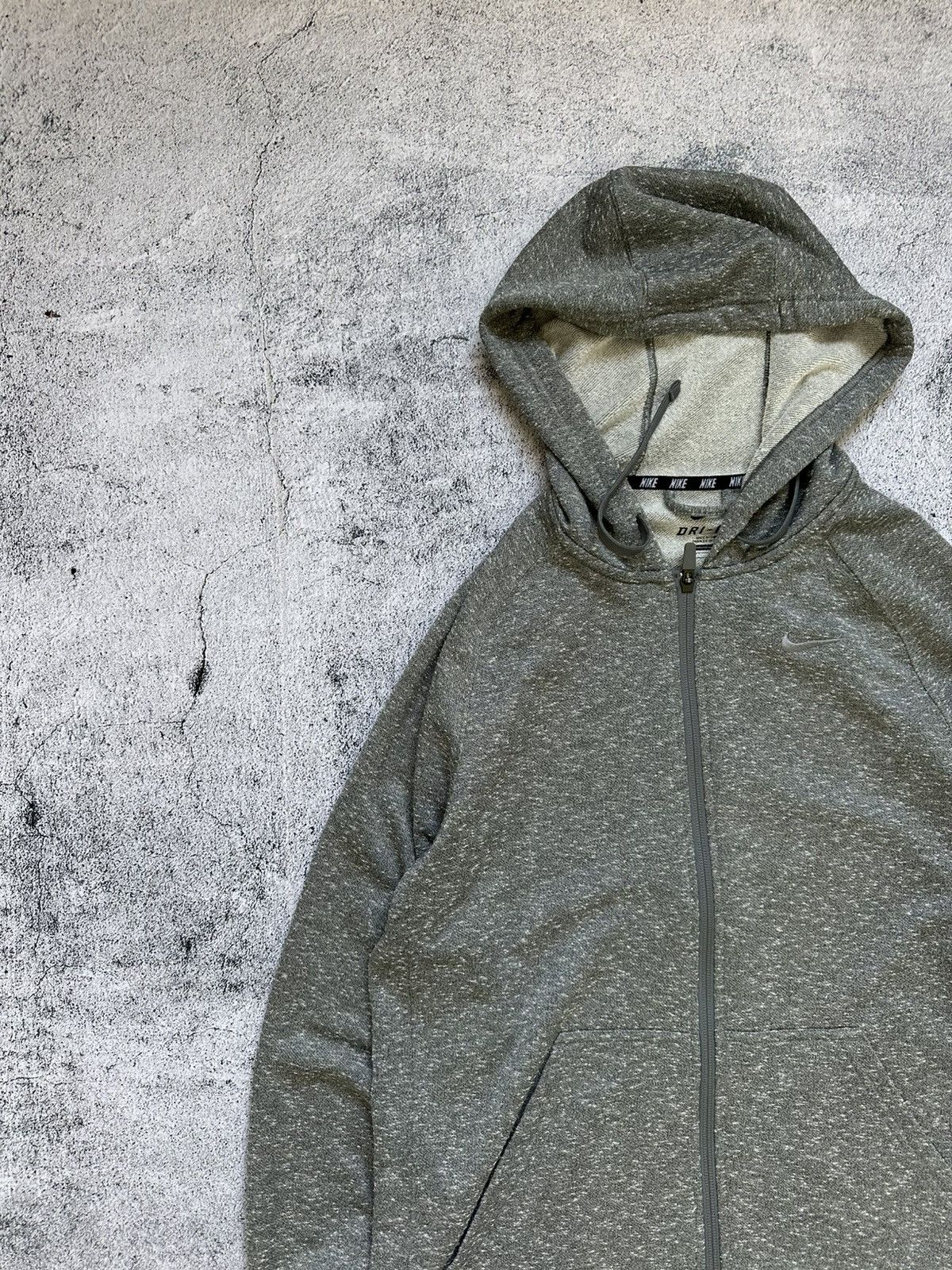 Nike Vintage Nike Zip Hoodie Grey Logo Fit Size US M / EU 48-50 / 2 - 2 Thumbnail