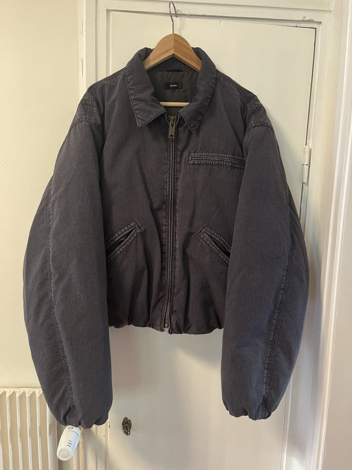 Beams cropped down puffer jacket