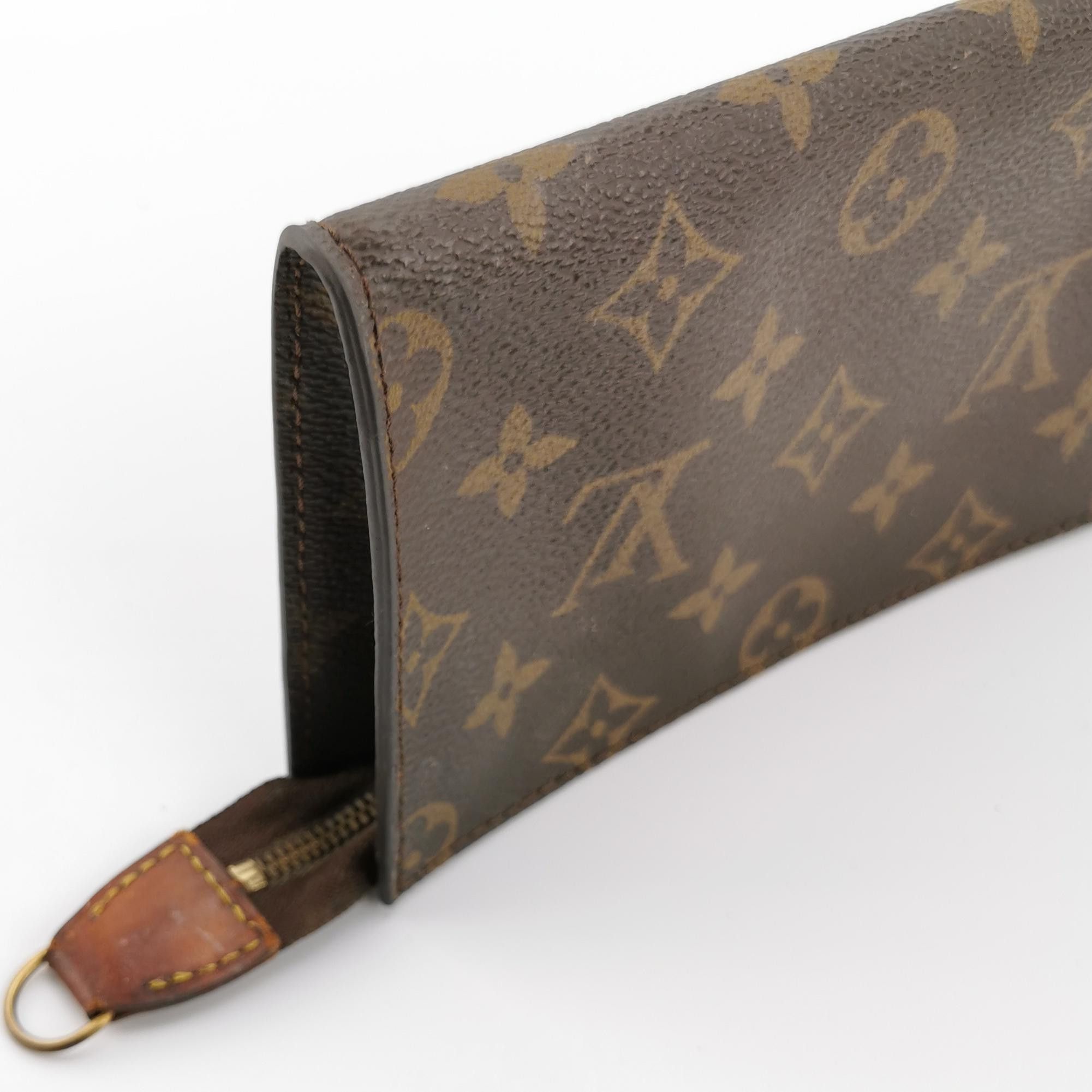 Louis Vuitton Louis Vuitton (LV) Zipper Monogram Printed Vintage Coin Pur Size ONE SIZE - 9 Thumbnail