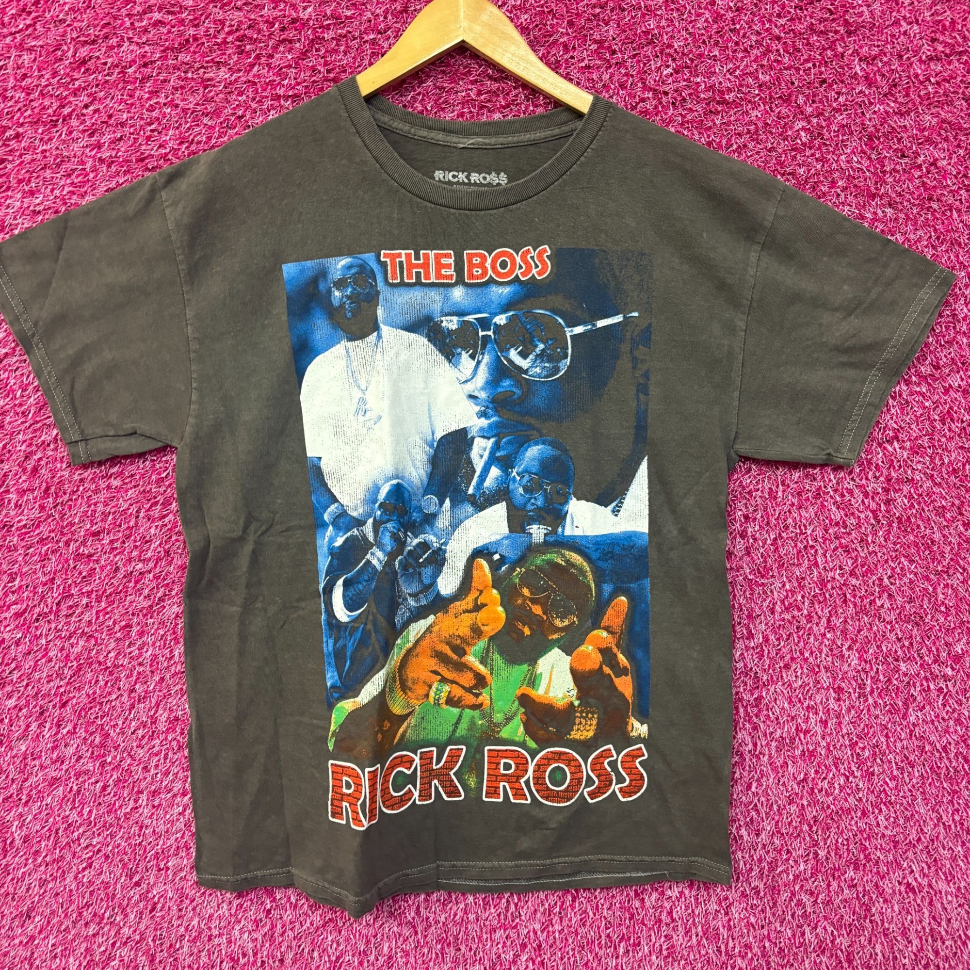 Rap Tees Rick Ross The Boss 90's style collage Rap Tshirt size large Size US L / EU 52-54 / 3 - 1 Thumbnail