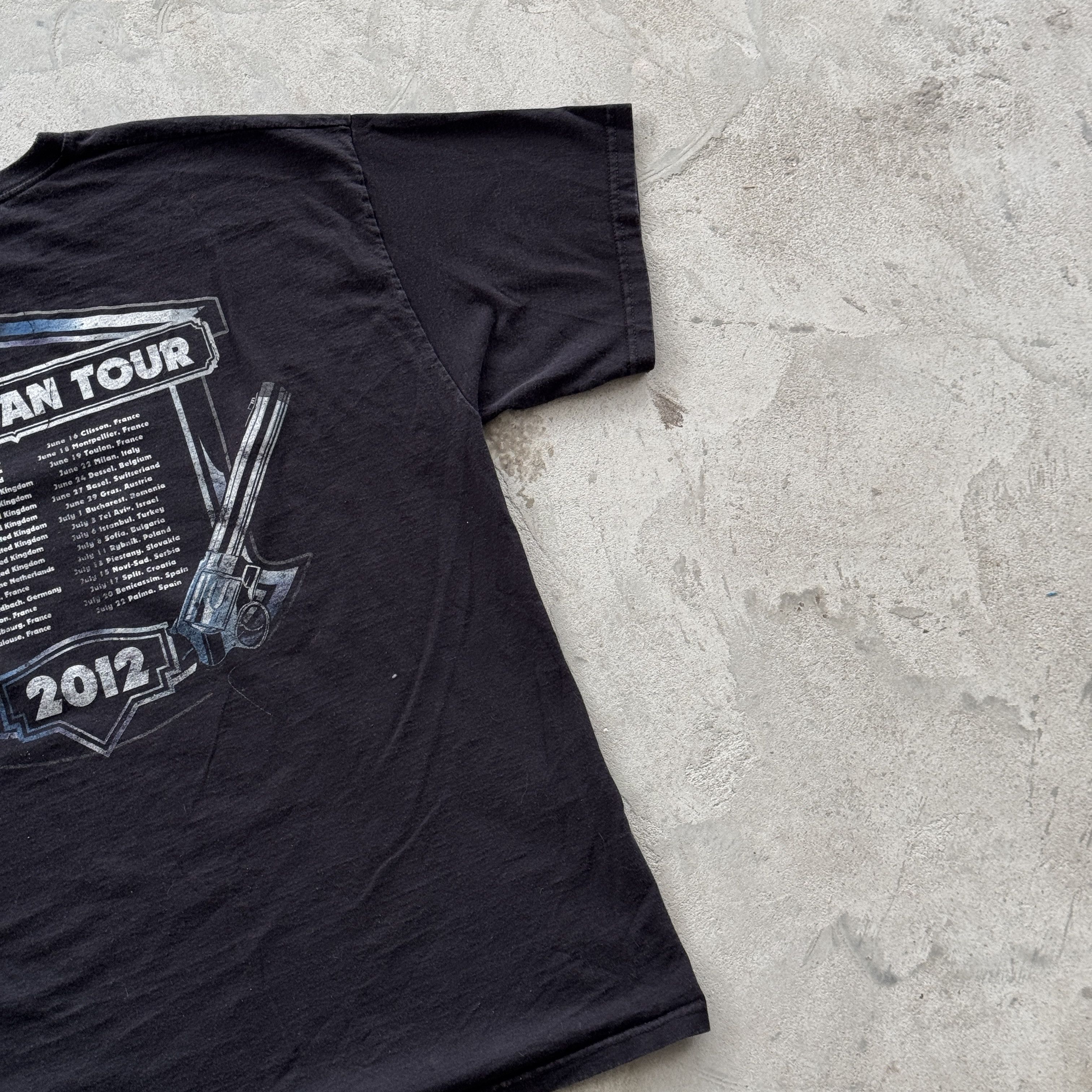 Guns N' Roses Vintage Guns N' Roses 2012 European Tour Tee Shirt XL Size US XL / EU 56 / 4 - 6 Thumbnail