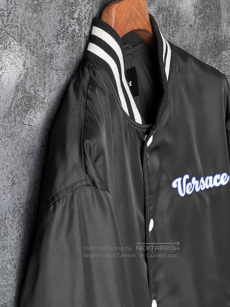 Versace Versace Letter-embroidered baseball collar jacket Size US S / EU 44-46 / 1 - 6 Thumbnail