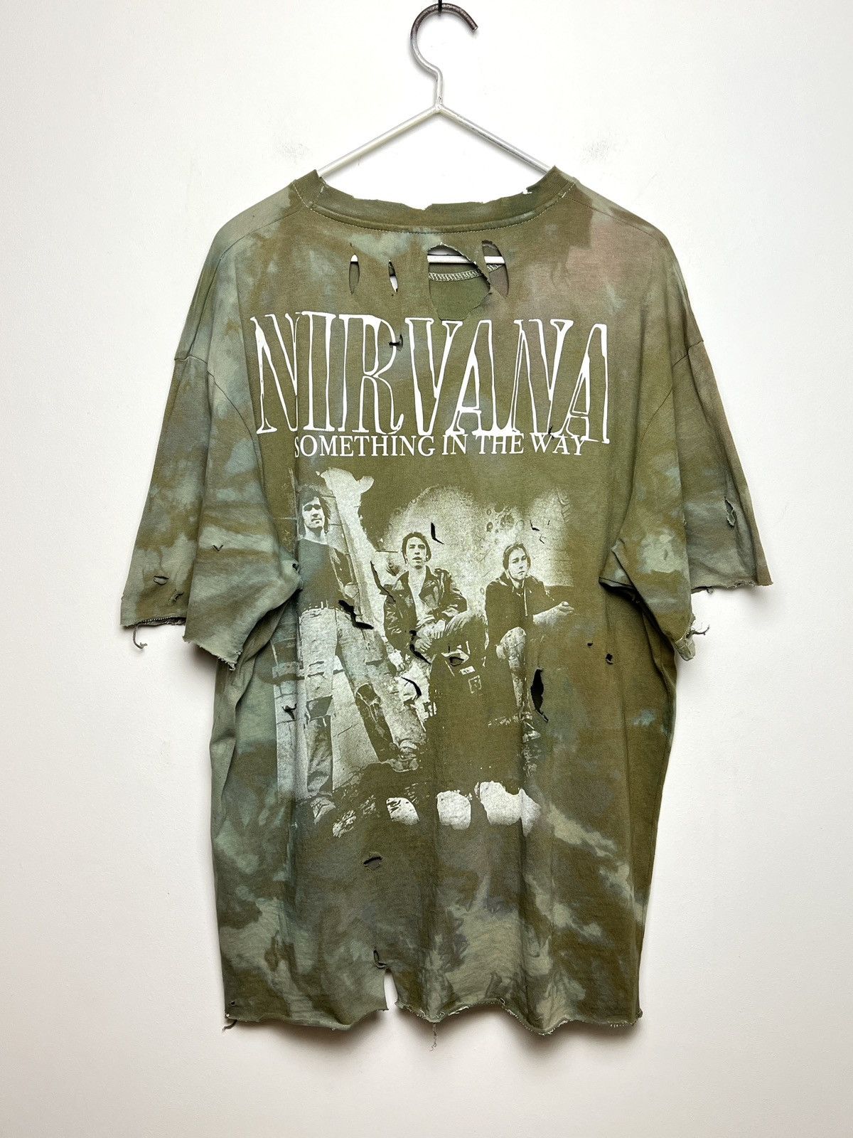 Nirvana tie dye trashed nirvana cobain t shirt 1/1 y2k Size US L / EU 52-54 / 3 - 2 Thumbnail