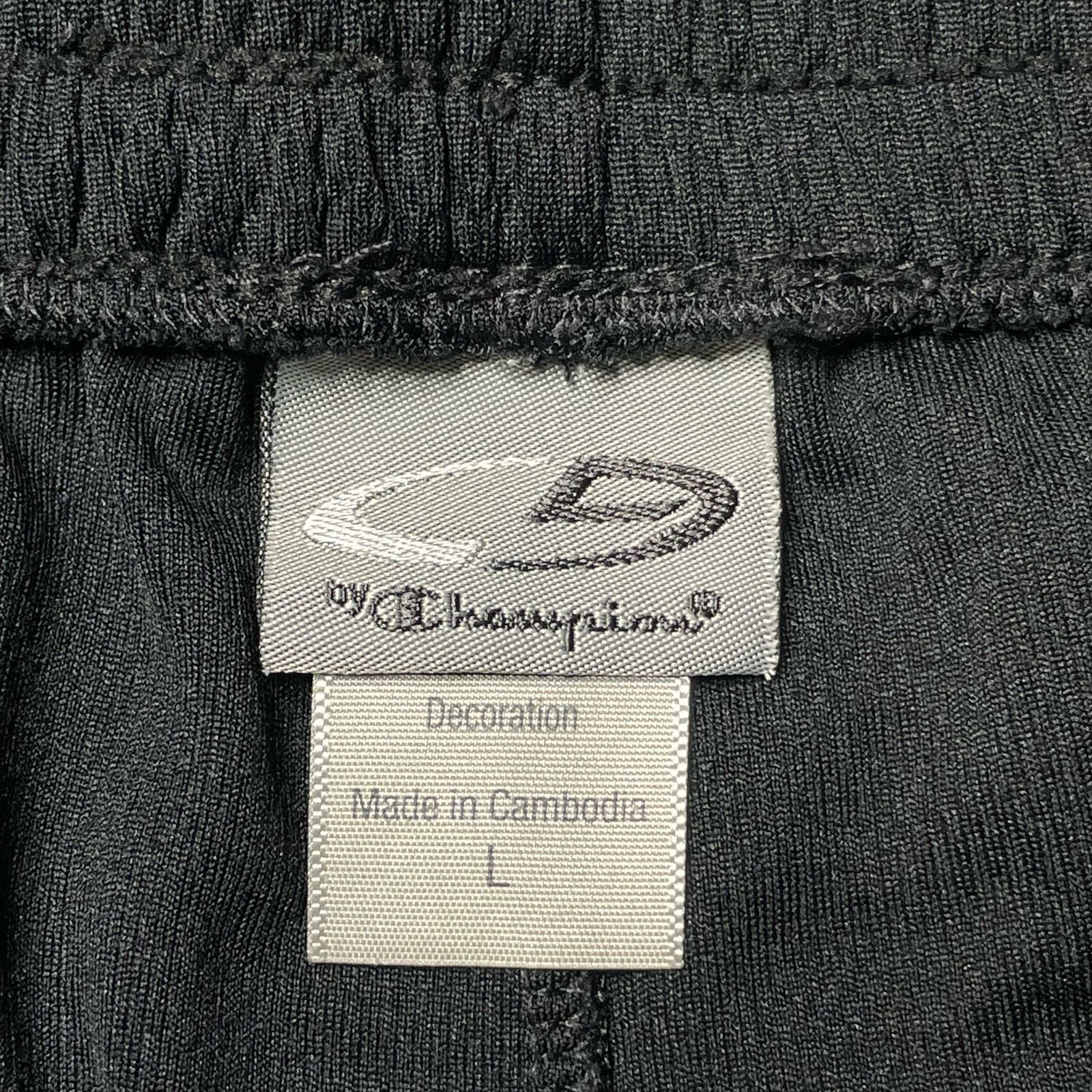 Champion NWOT Champion C9 Shorts Size 28" / US 6 / IT 42 - 3 Thumbnail