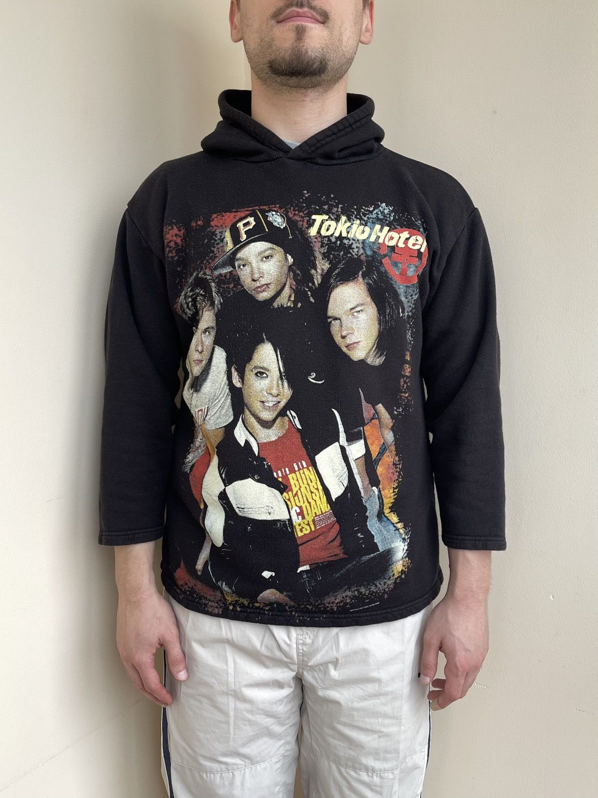 Band Tees Tokio Hotel Schrei 2005 Print Emo Rock 3/4 L/S Hoodie 2000s Size US M / EU 48-50 / 2 - 3 Thumbnail