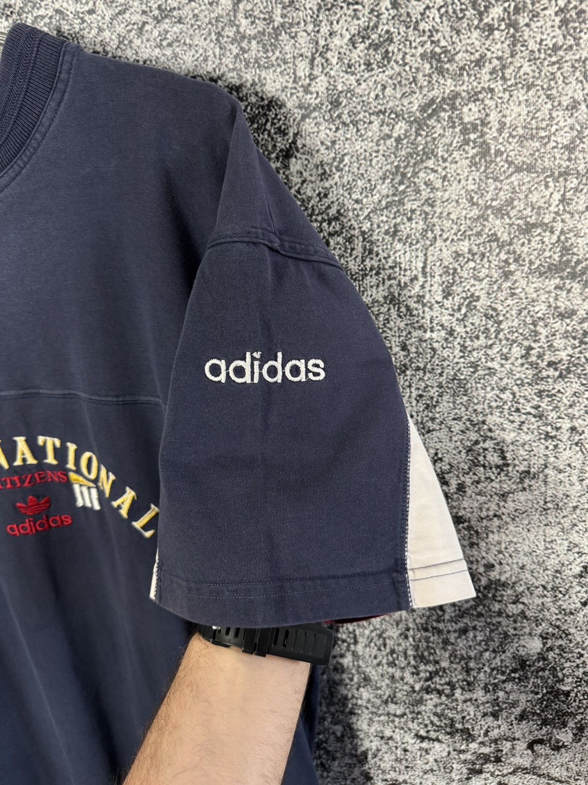 Adidas Adidas International Vintage 90s Short Sleeve T-Shirt XL Size US XXL / EU 58 / 5 - 6 Thumbnail
